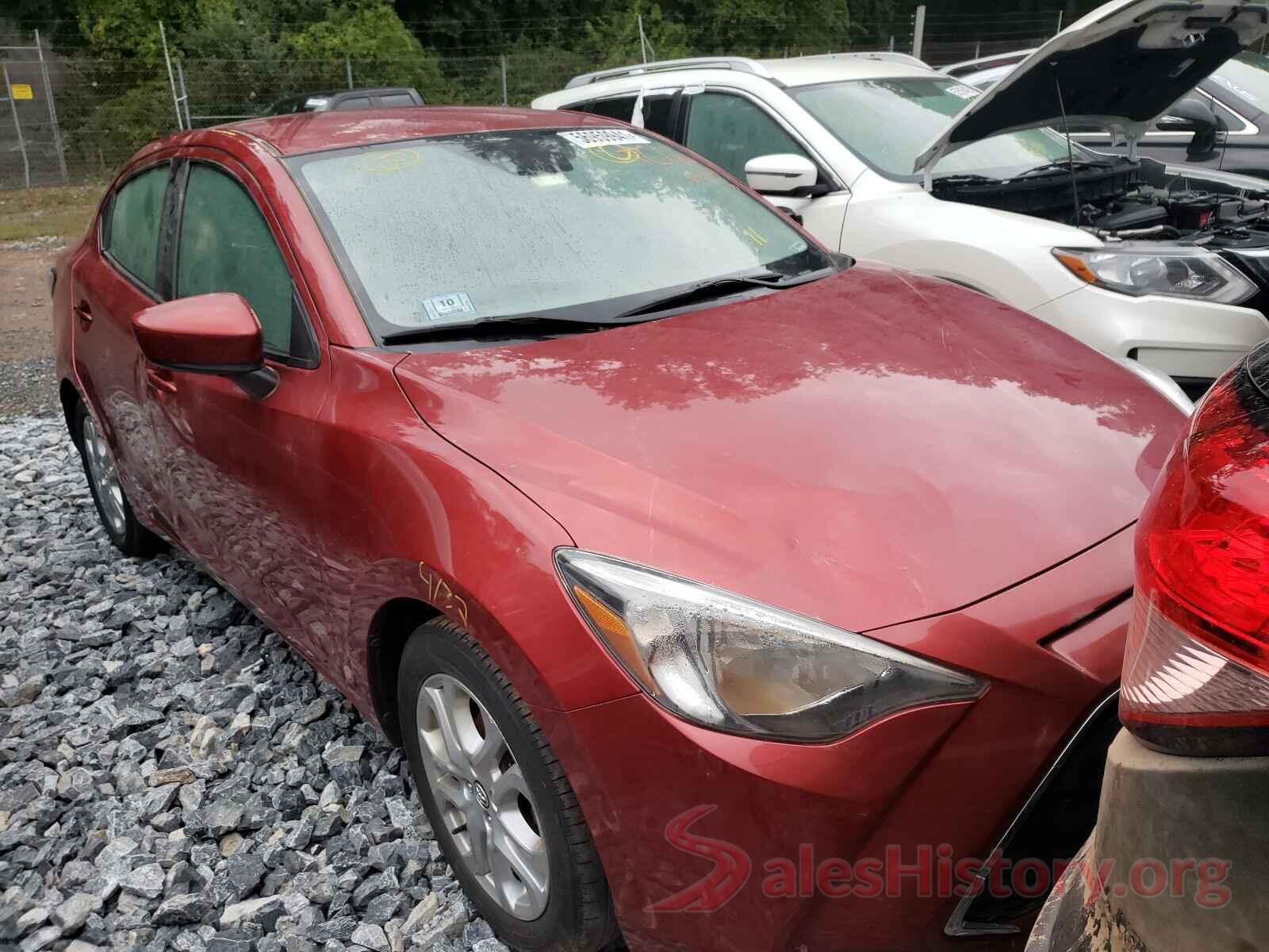 3MYDLBYVXHY194575 2017 TOYOTA YARIS