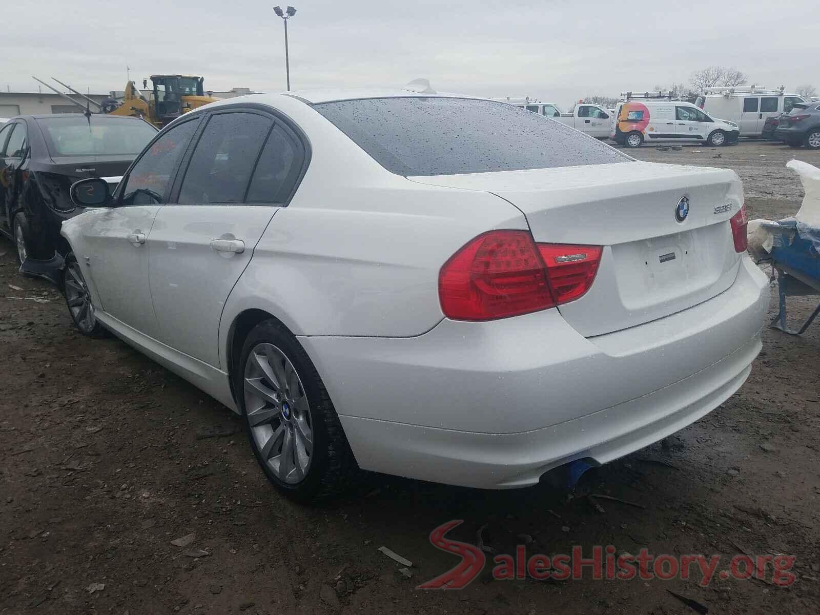 WBAPK7G50BNN85054 2011 BMW 3 SERIES