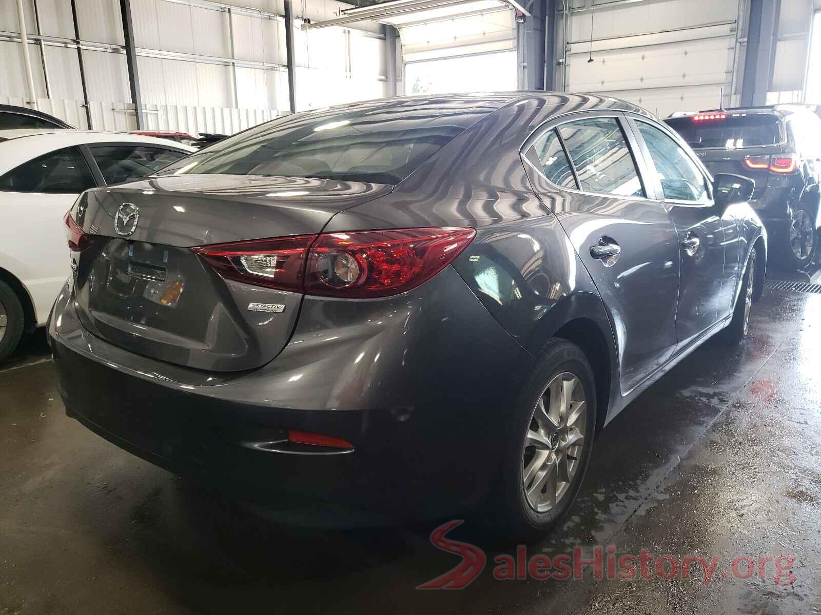 3MZBN1U76JM185349 2018 MAZDA 3