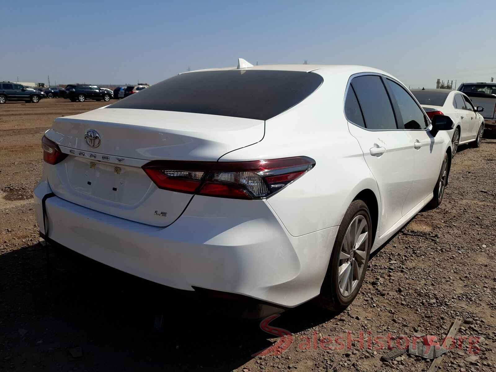 4T1C11AK2MU405173 2021 TOYOTA CAMRY