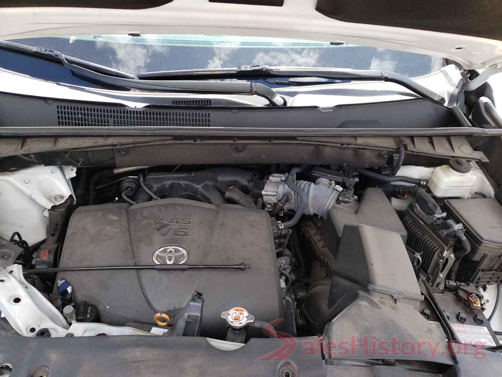 5TDDZRFH6JS836158 2018 TOYOTA HIGHLANDER