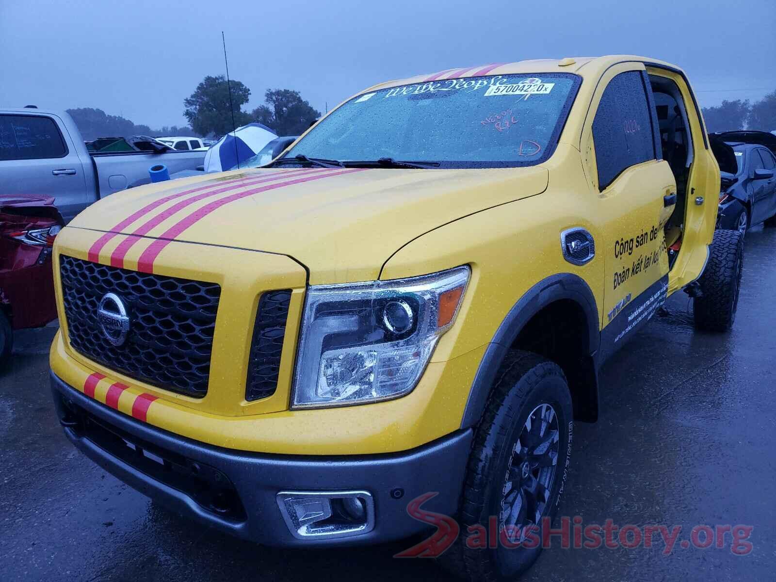 1N6AA1E54HN572003 2017 NISSAN TITAN