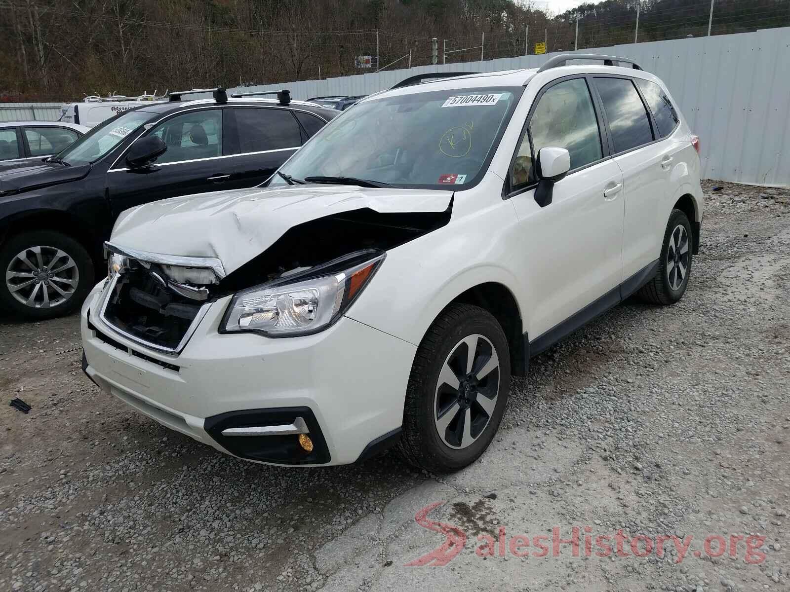 JF2SJAGC6JH495711 2018 SUBARU FORESTER