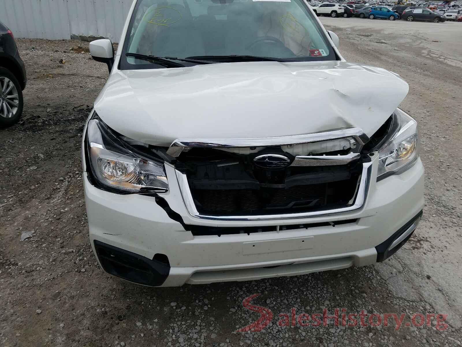 JF2SJAGC6JH495711 2018 SUBARU FORESTER