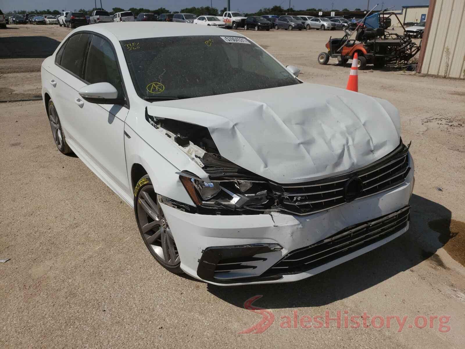 1VWAA7A39JC032879 2018 VOLKSWAGEN PASSAT