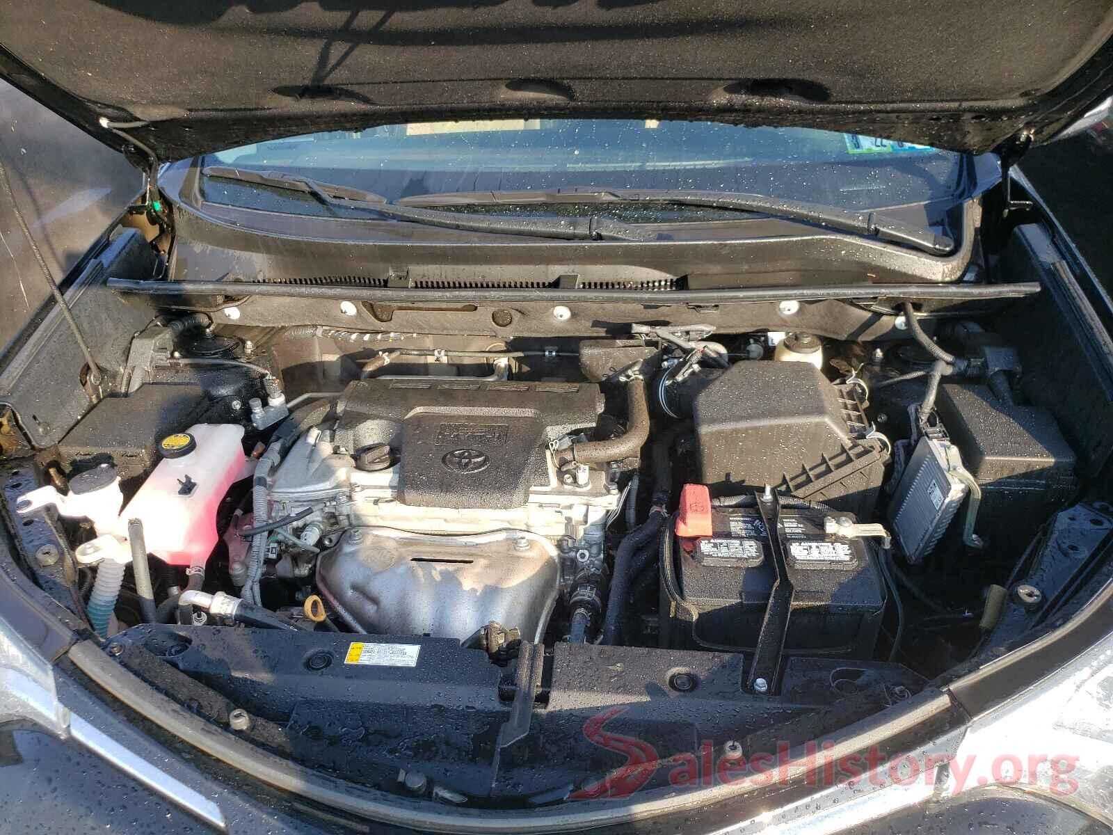 2T3RFREVXJW766121 2018 TOYOTA RAV4