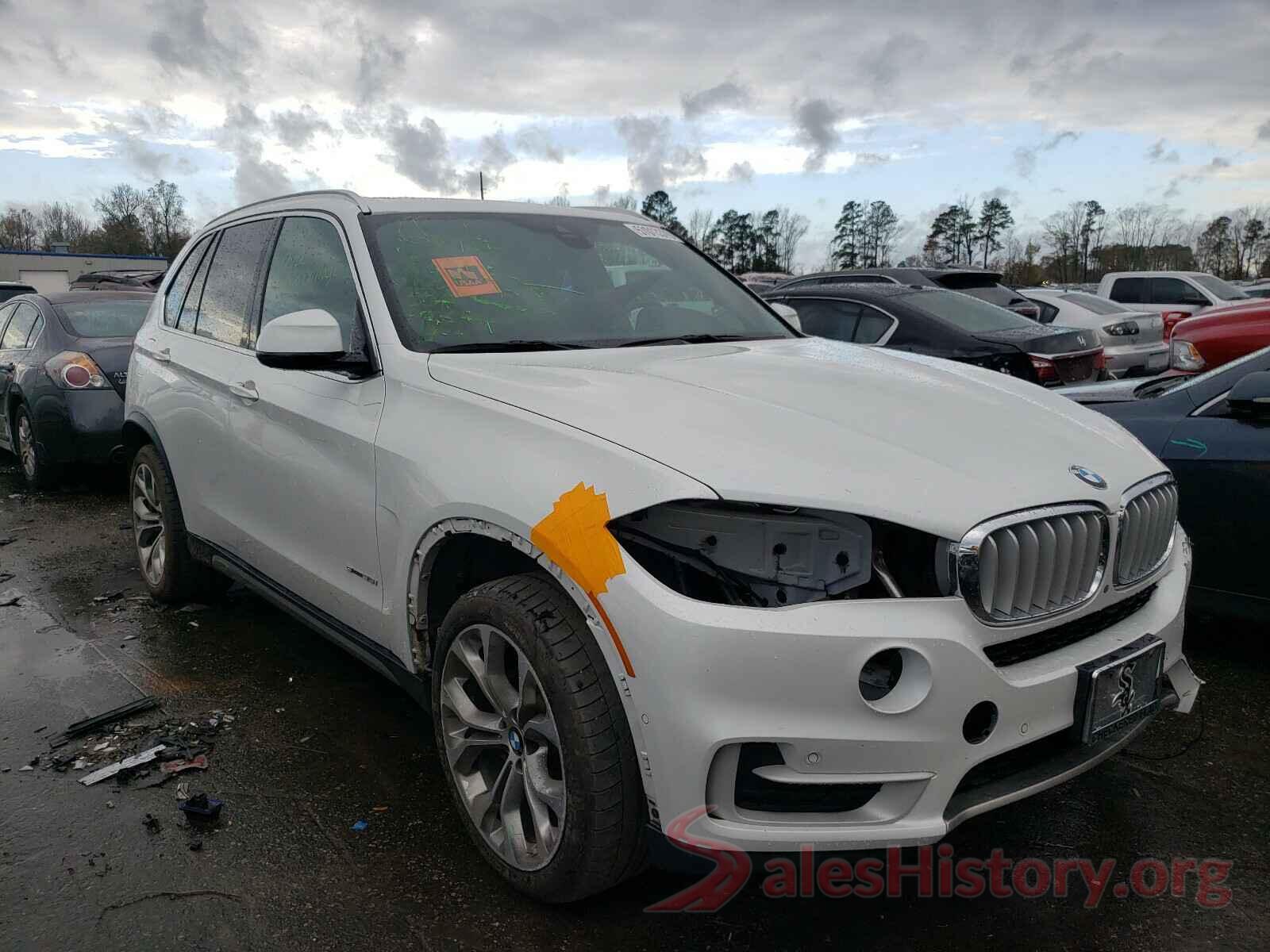 5UXKR2C54J0Z17749 2018 BMW X5