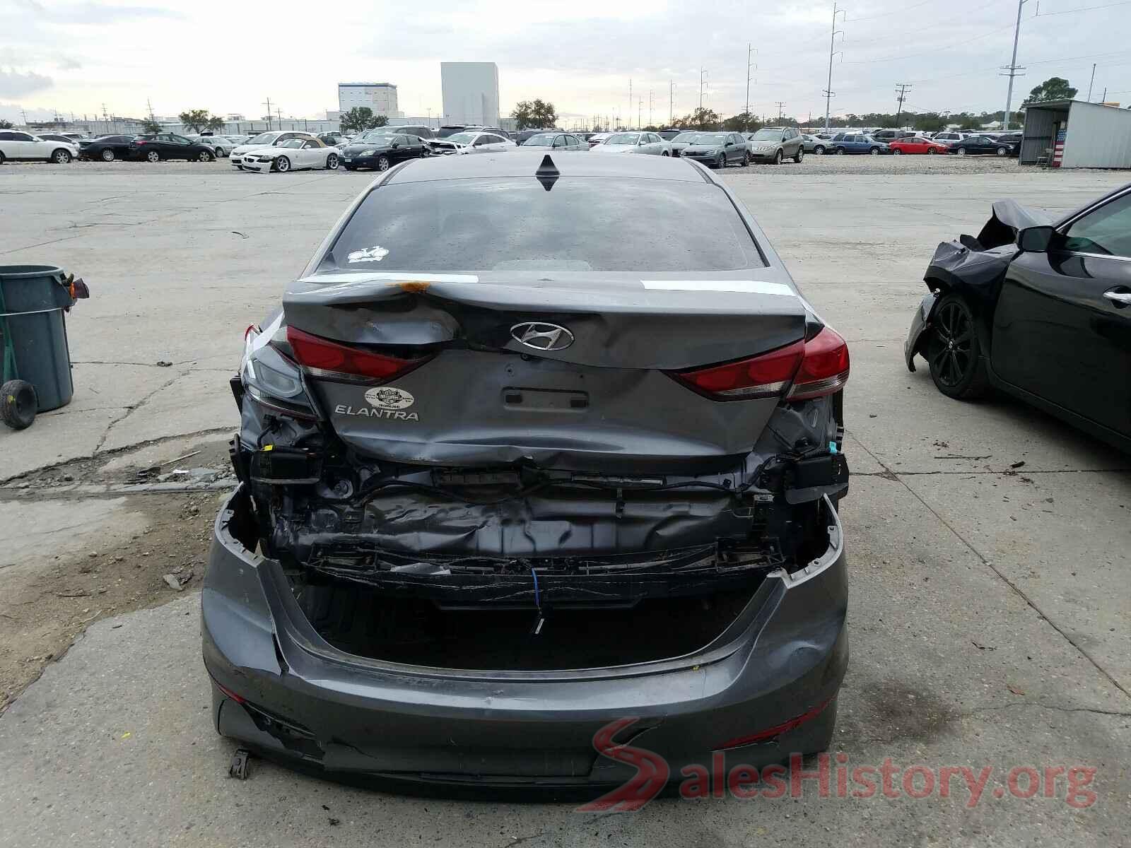 5NPD84LF2JH260017 2018 HYUNDAI ELANTRA