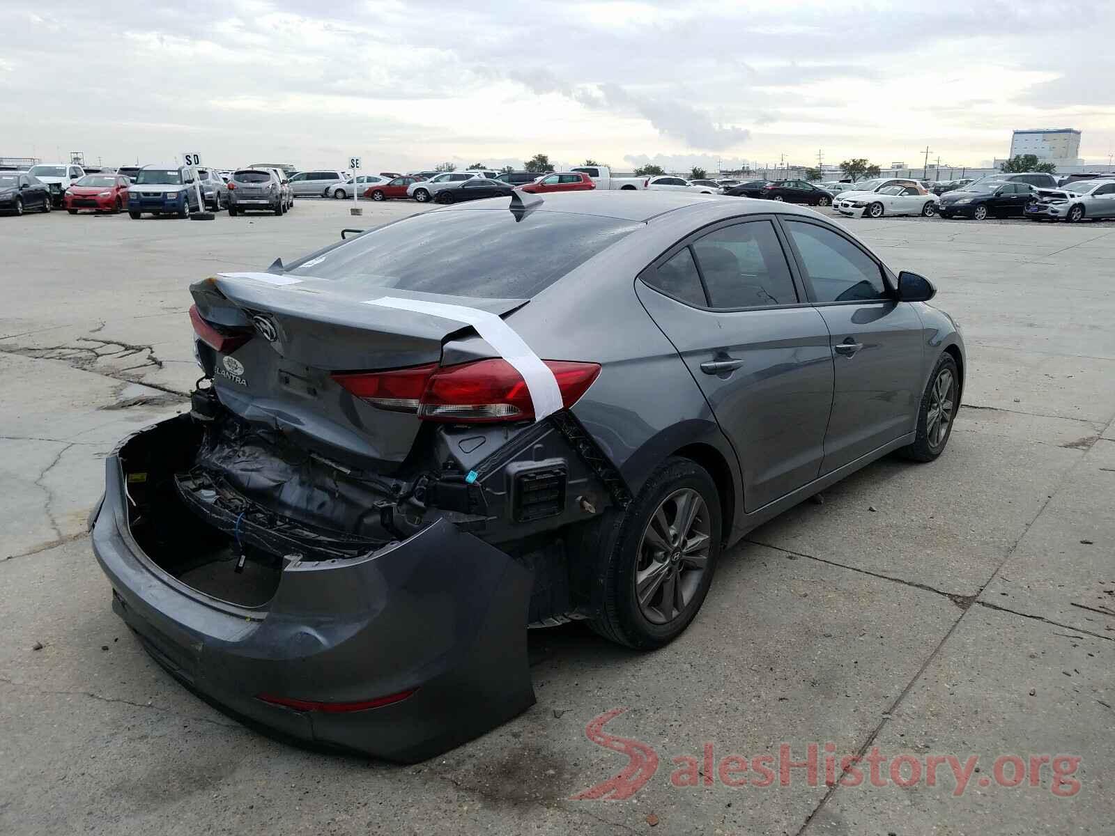 5NPD84LF2JH260017 2018 HYUNDAI ELANTRA