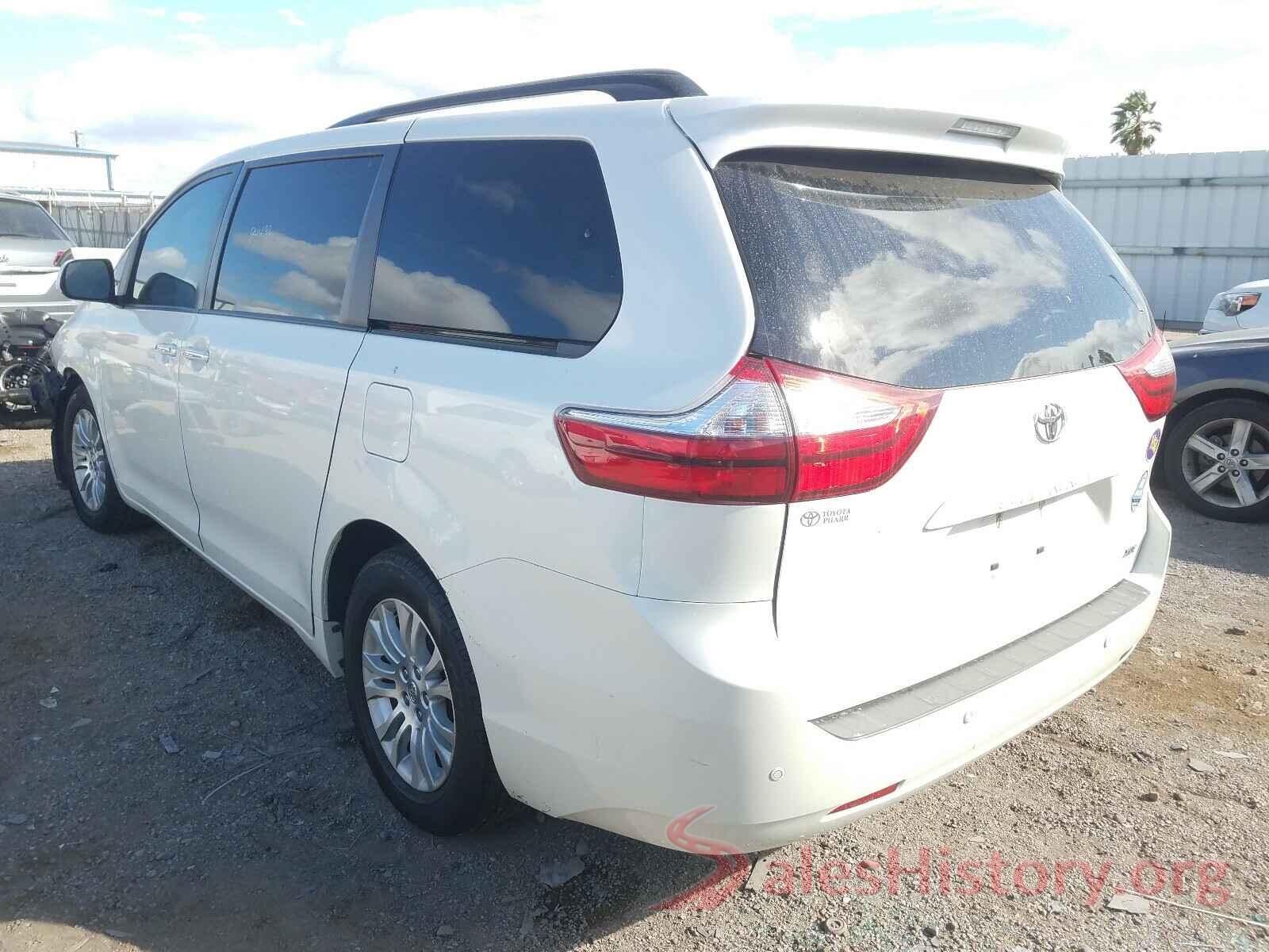 5TDYZ3DC2HS820572 2017 TOYOTA SIENNA