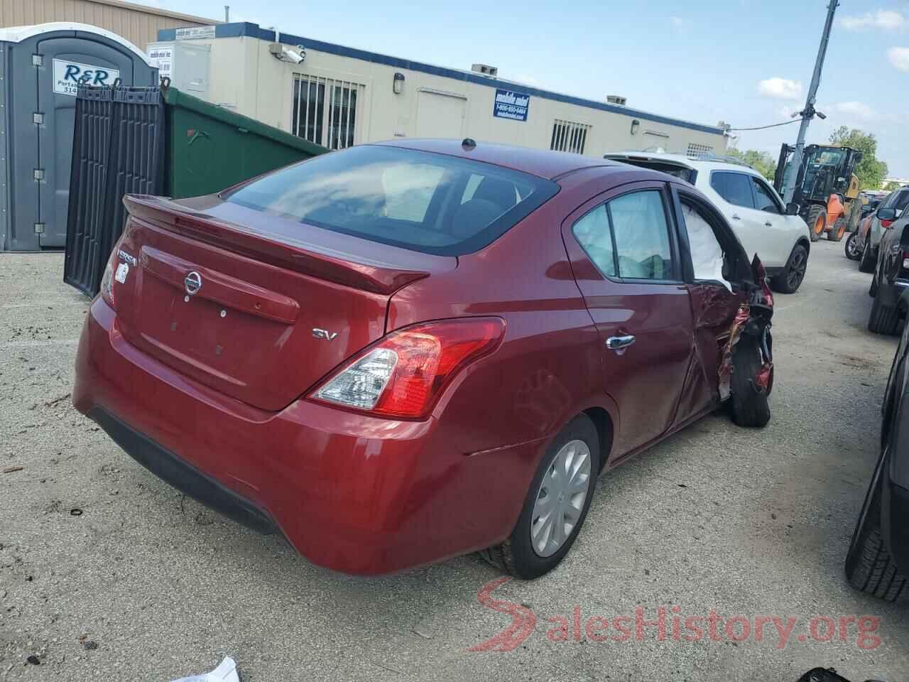 3N1CN7AP1JL818640 2018 NISSAN VERSA