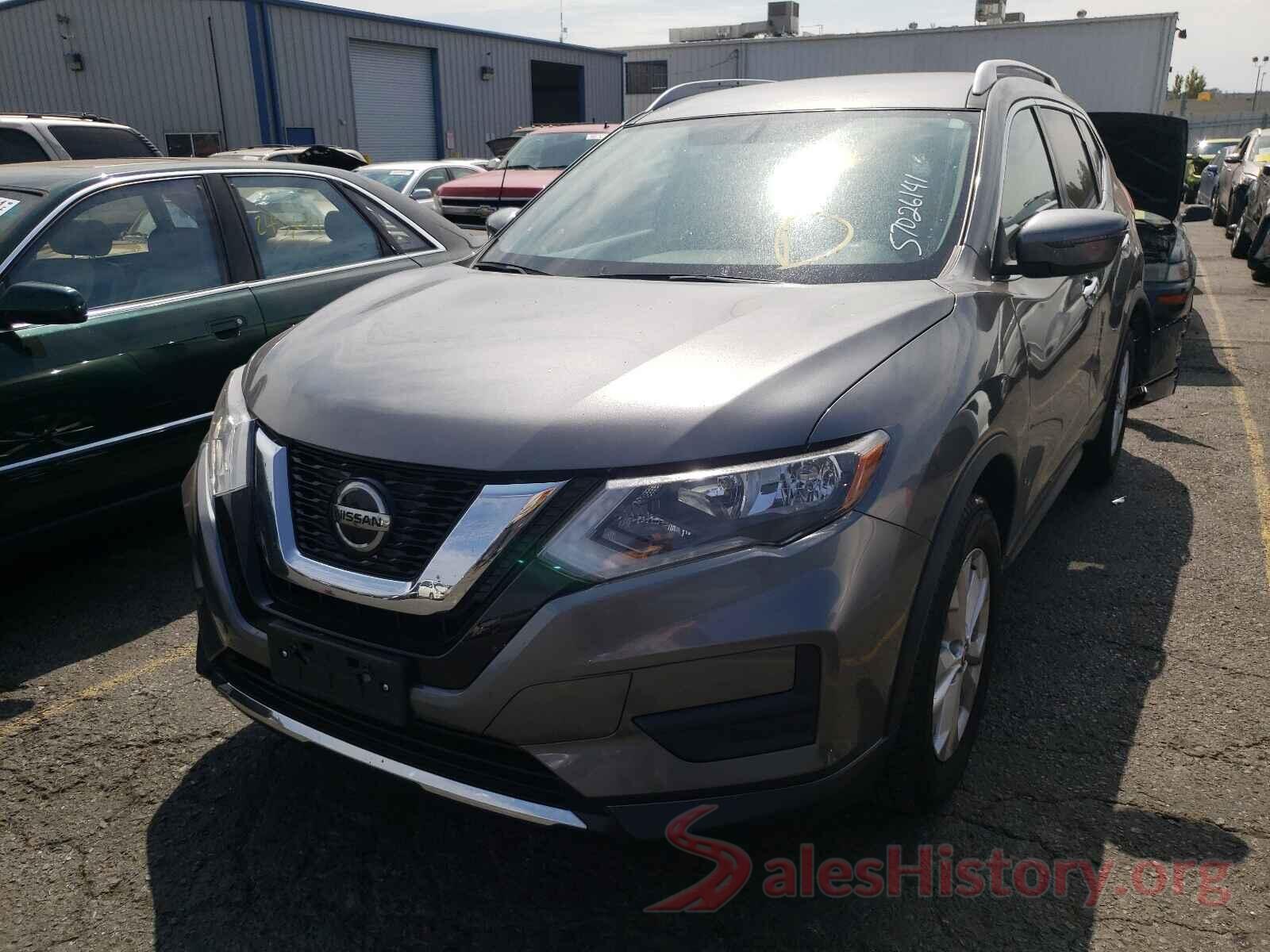 JN8AT2MT5JW470586 2018 NISSAN ROGUE