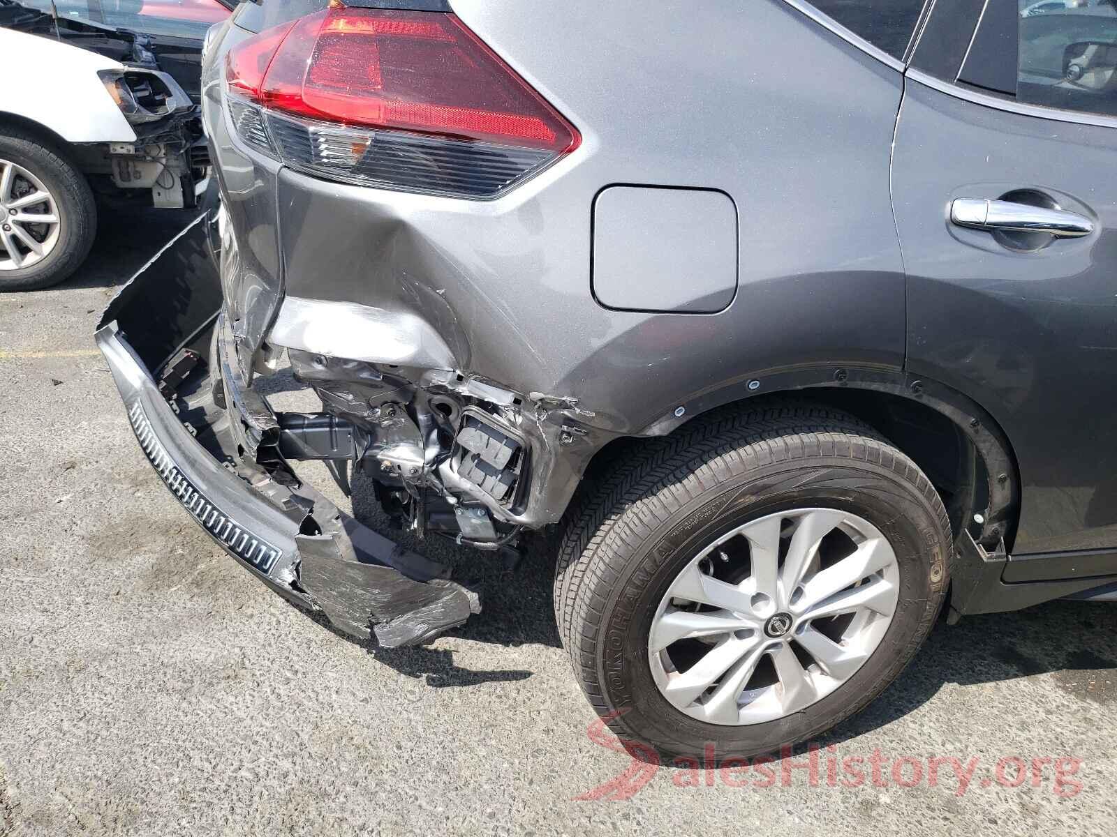 JN8AT2MT5JW470586 2018 NISSAN ROGUE