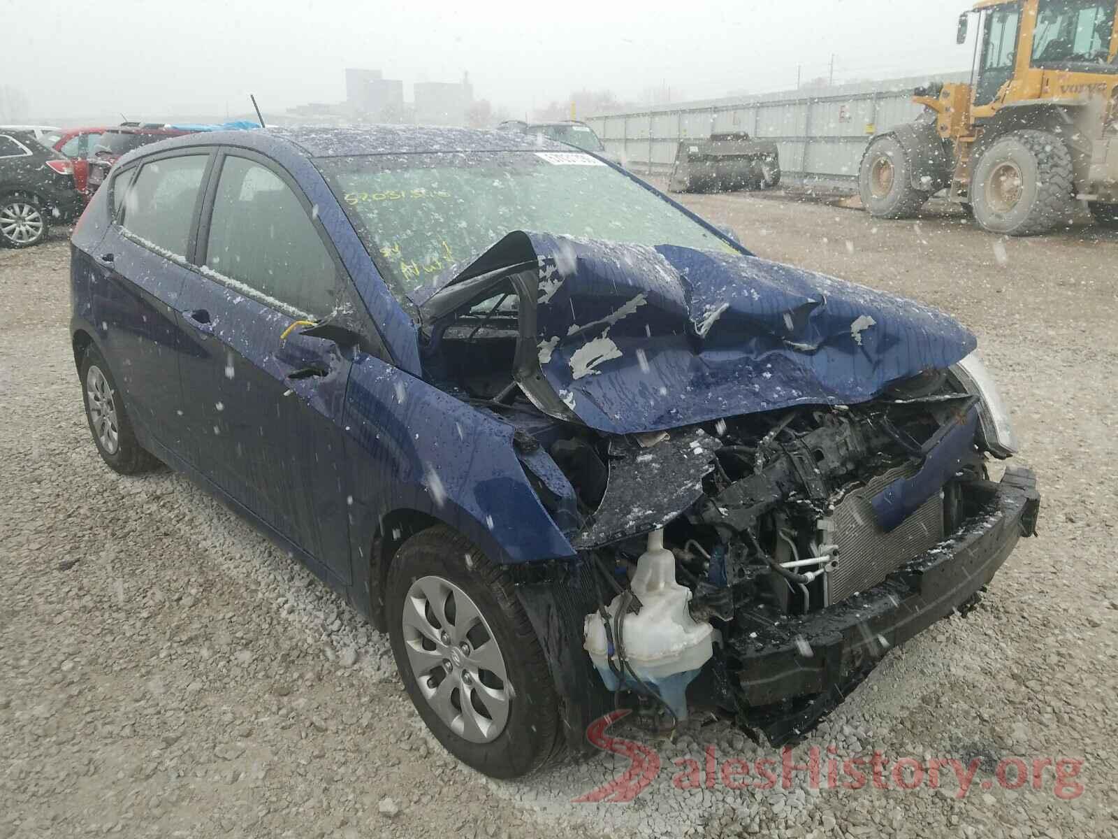 KMHCT5AE8HU301028 2017 HYUNDAI ACCENT