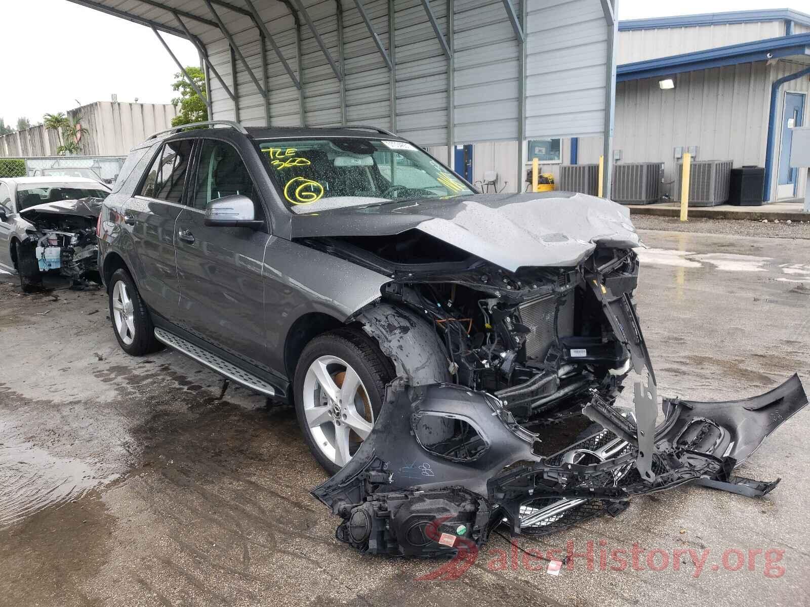 4JGDA5HBXJB119452 2018 MERCEDES-BENZ GLE-CLASS