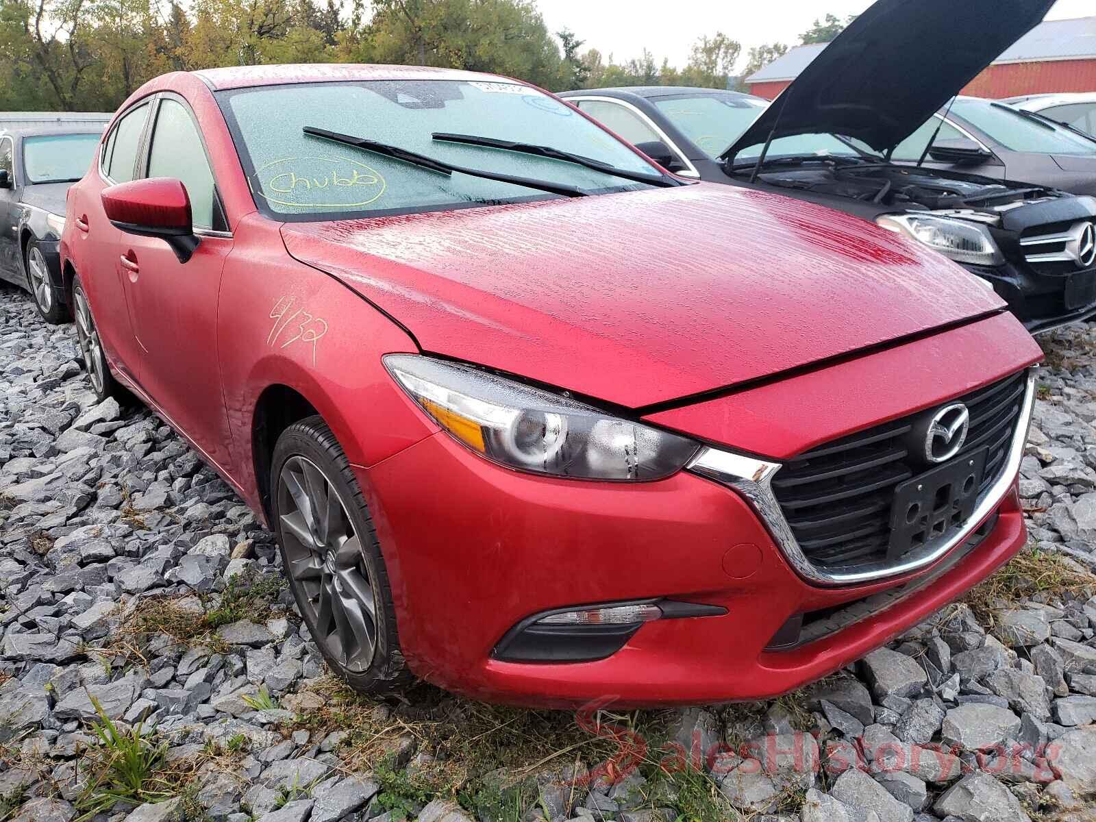 3MZBN1L39JM256431 2018 MAZDA 3