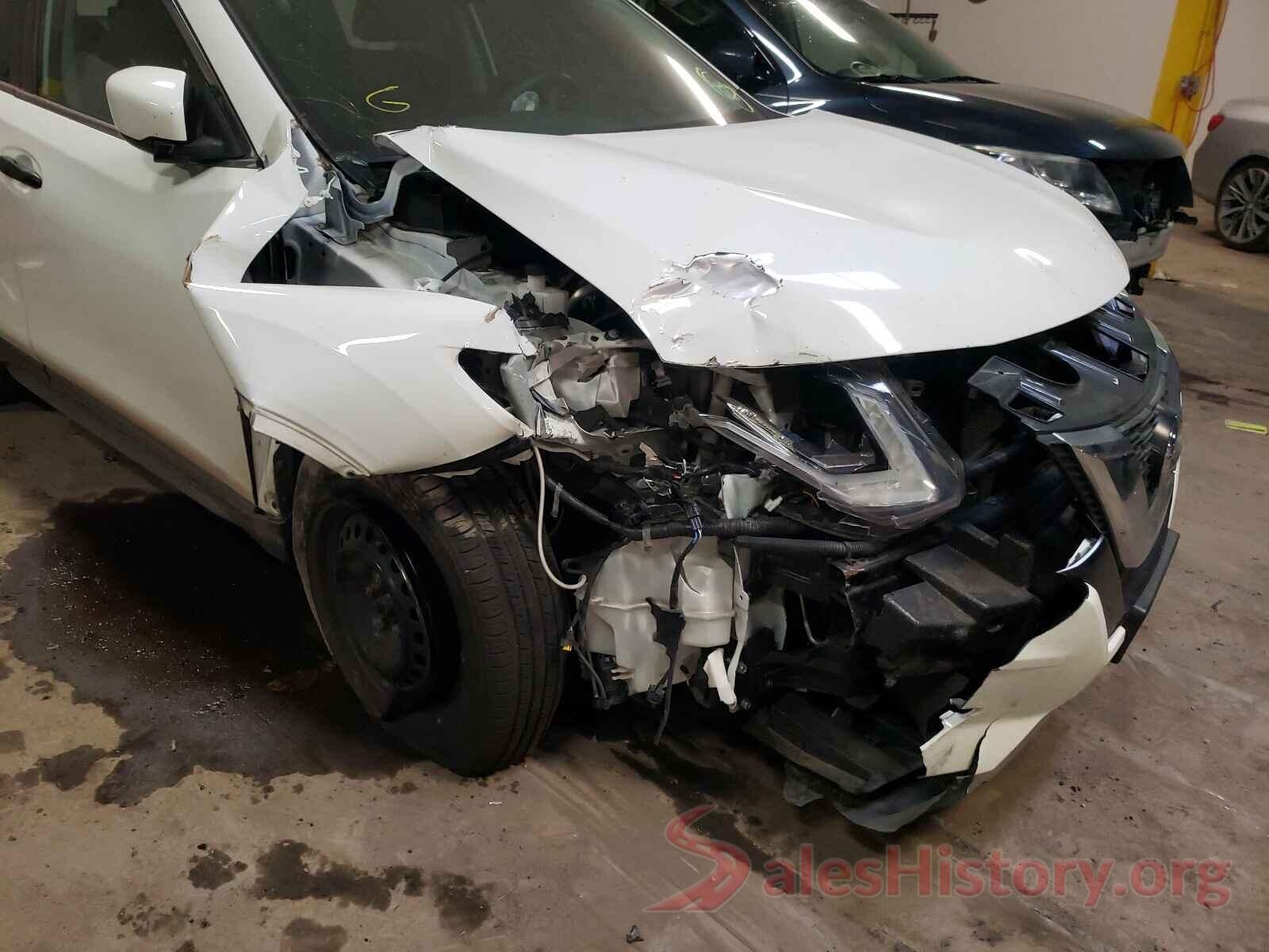 KNMAT2MV2HP562191 2017 NISSAN ROGUE