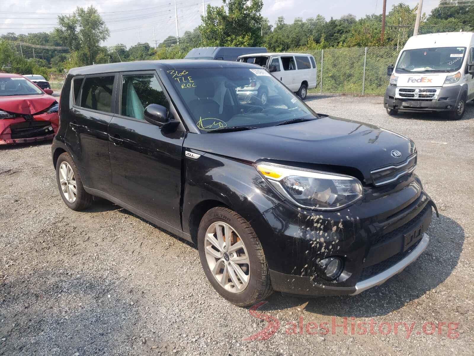 KNDJP3A5XJ7890897 2018 KIA SOUL