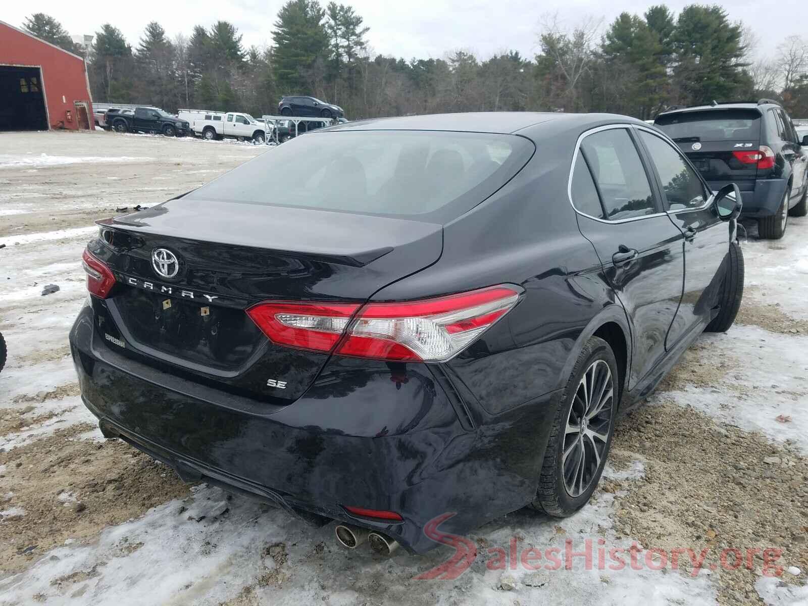 4T1B11HK4JU137451 2018 TOYOTA CAMRY