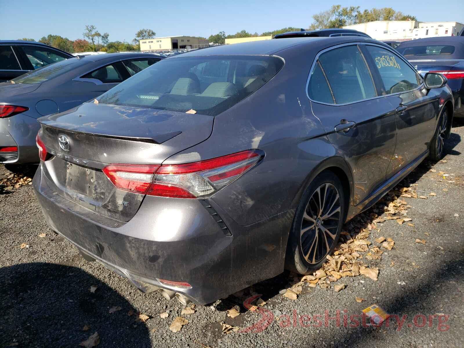 4T1B11HK4JU036135 2018 TOYOTA CAMRY