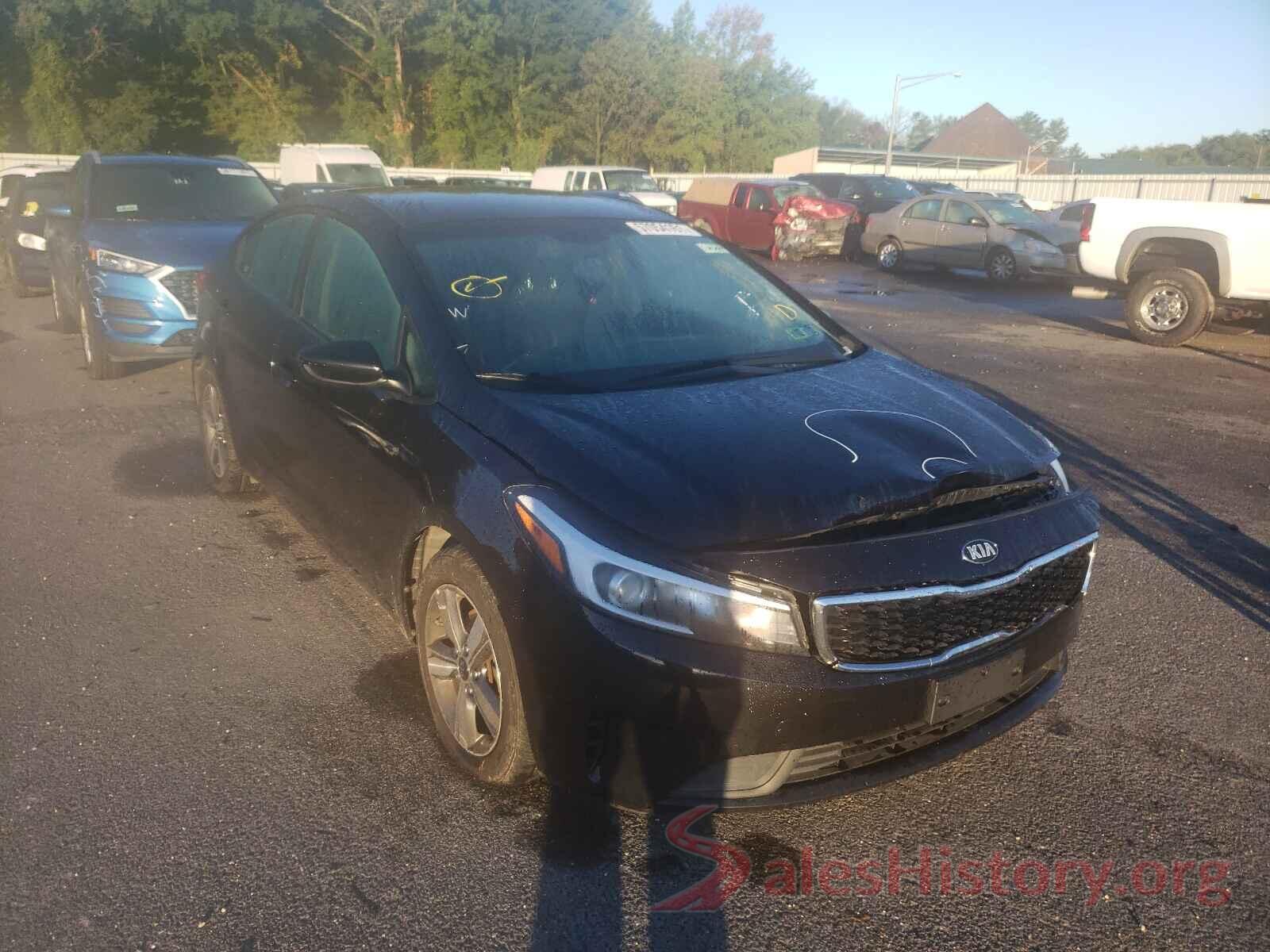 3KPFL4A78JE273216 2018 KIA FORTE