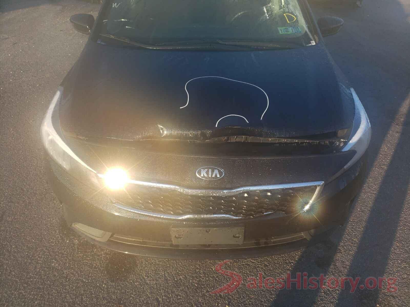 3KPFL4A78JE273216 2018 KIA FORTE