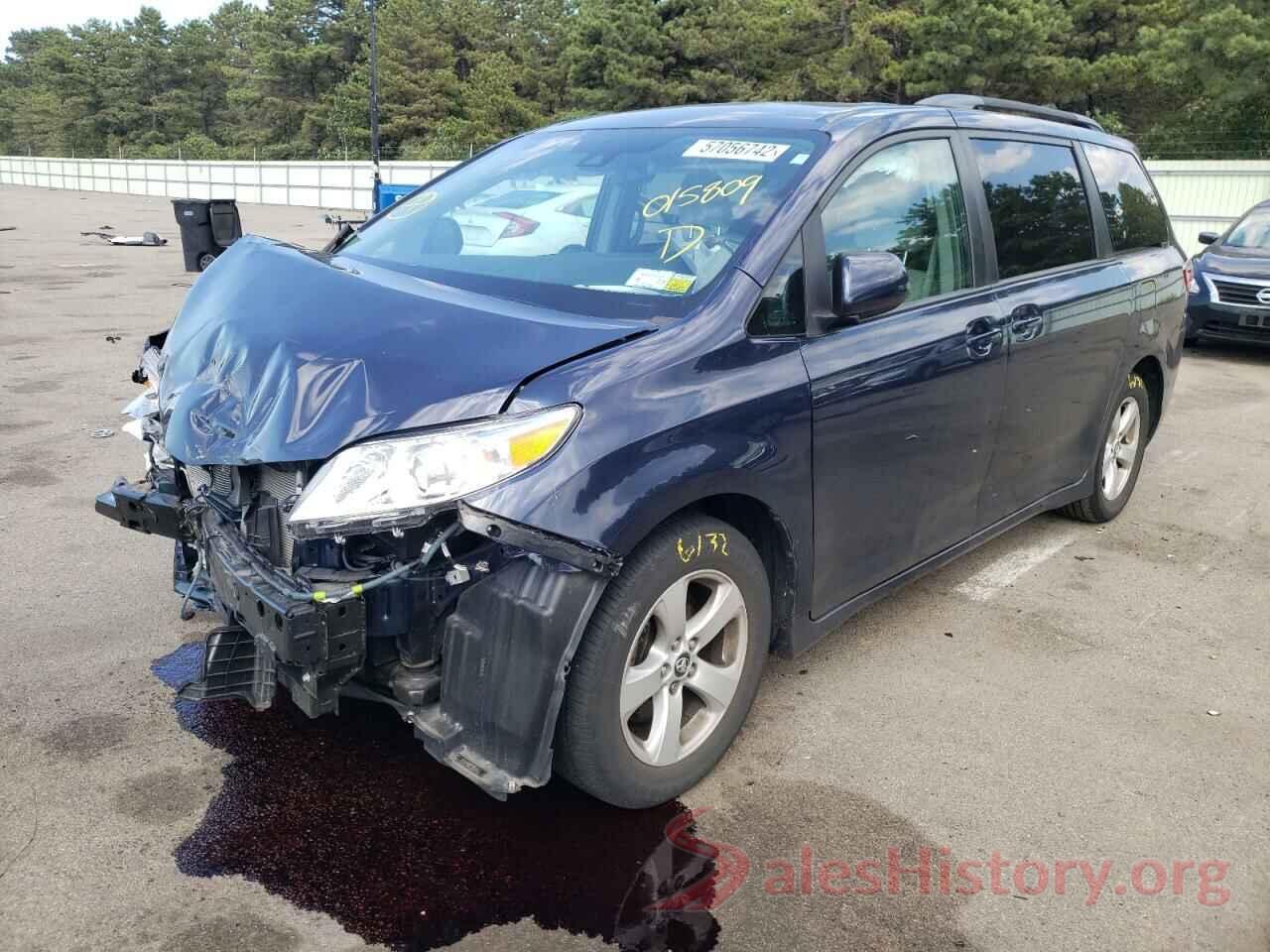 5TDKZ3DC7KS015809 2019 TOYOTA SIENNA