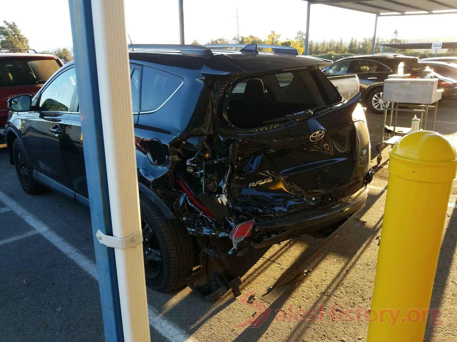 2T3ZFREV3JW424106 2018 TOYOTA RAV4