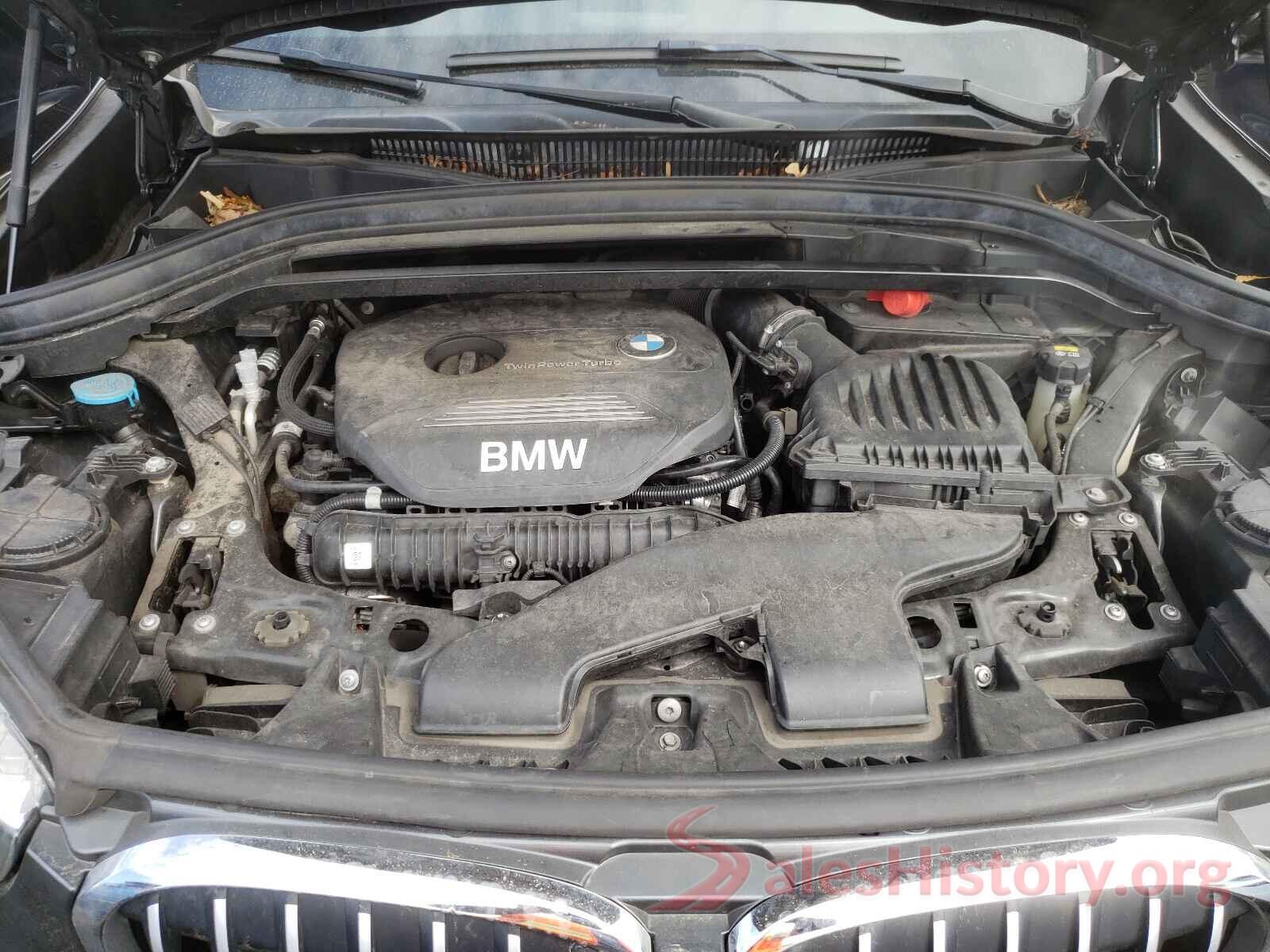 WBXHT3C3XJ5F89313 2018 BMW X1