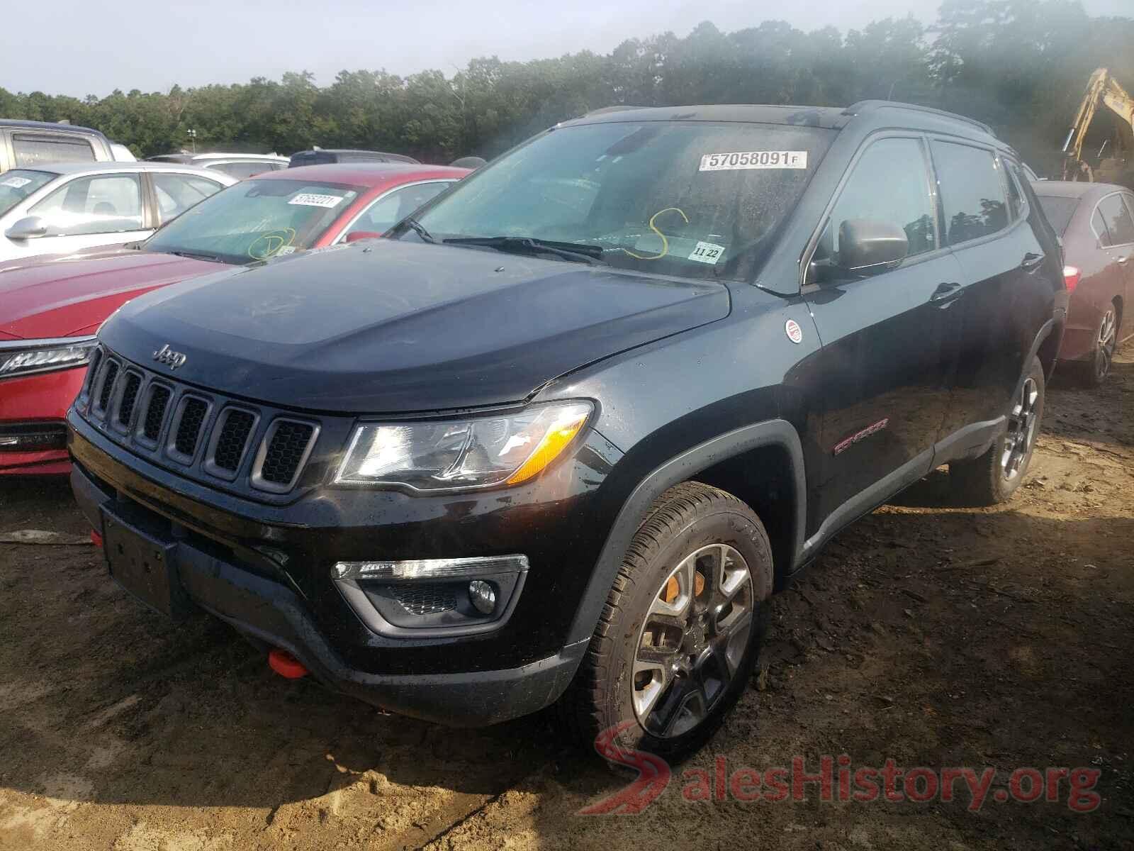 3C4NJDDB3JT130638 2018 JEEP COMPASS