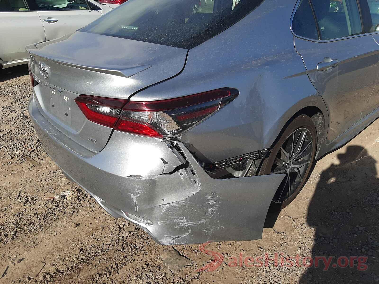 4T1G11AK9MU537574 2021 TOYOTA CAMRY