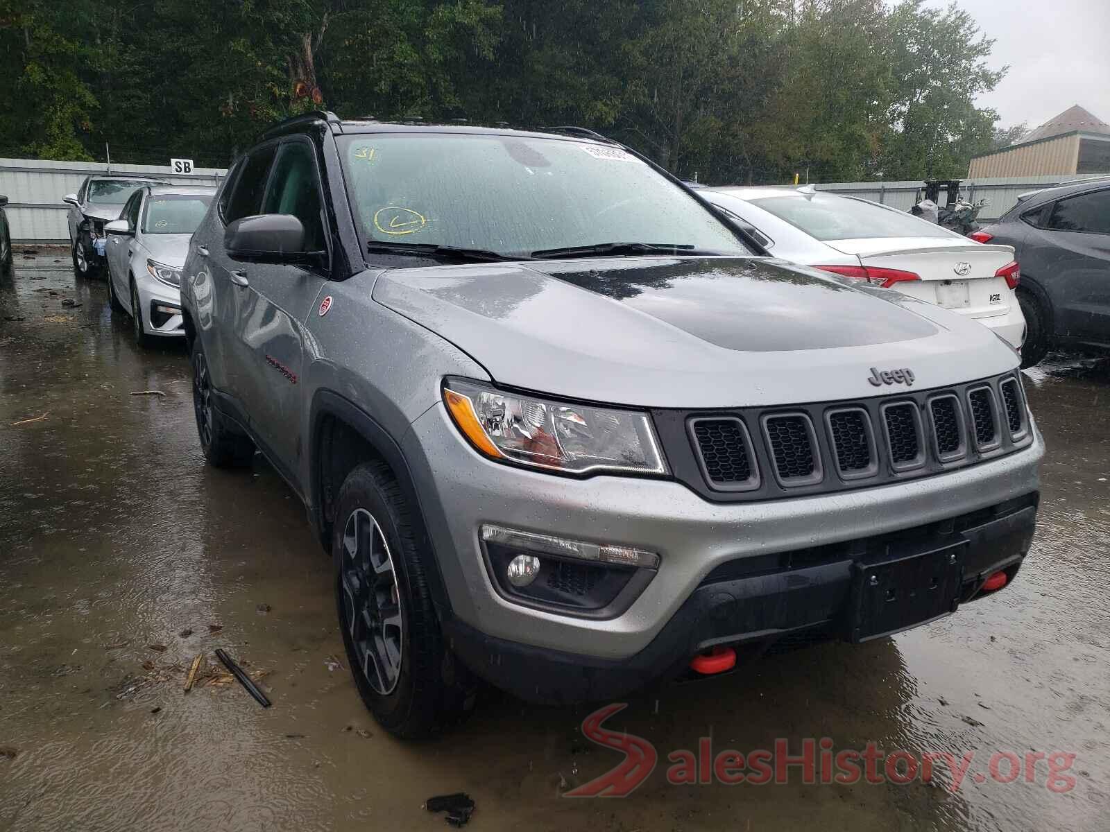 3C4NJDDB8KT790448 2019 JEEP COMPASS