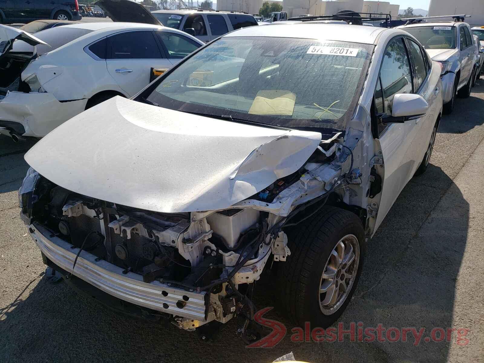 JTDKARFP1J3077183 2018 TOYOTA PRIUS