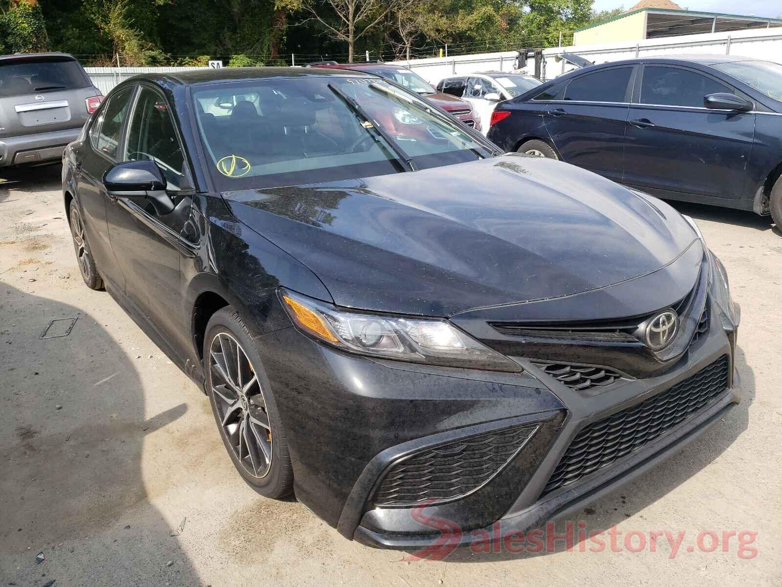 4T1G11AK1MU435587 2021 TOYOTA CAMRY