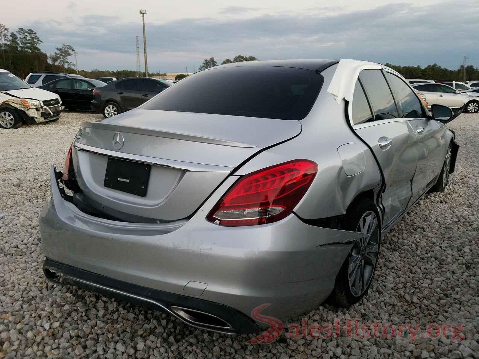 55SWF4JB3JU261303 2018 MERCEDES-BENZ C CLASS