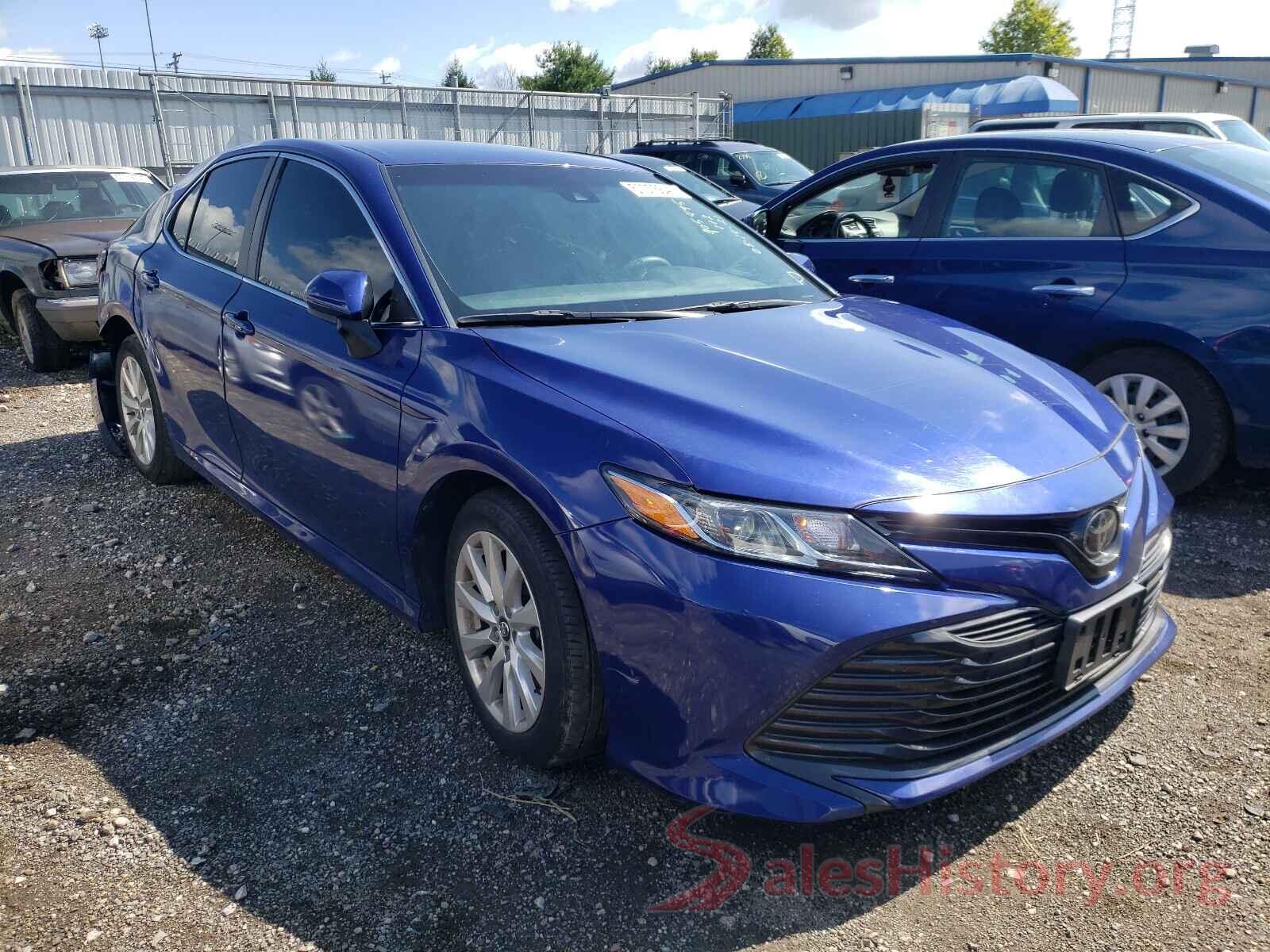 4T1B11HK0JU542934 2018 TOYOTA CAMRY