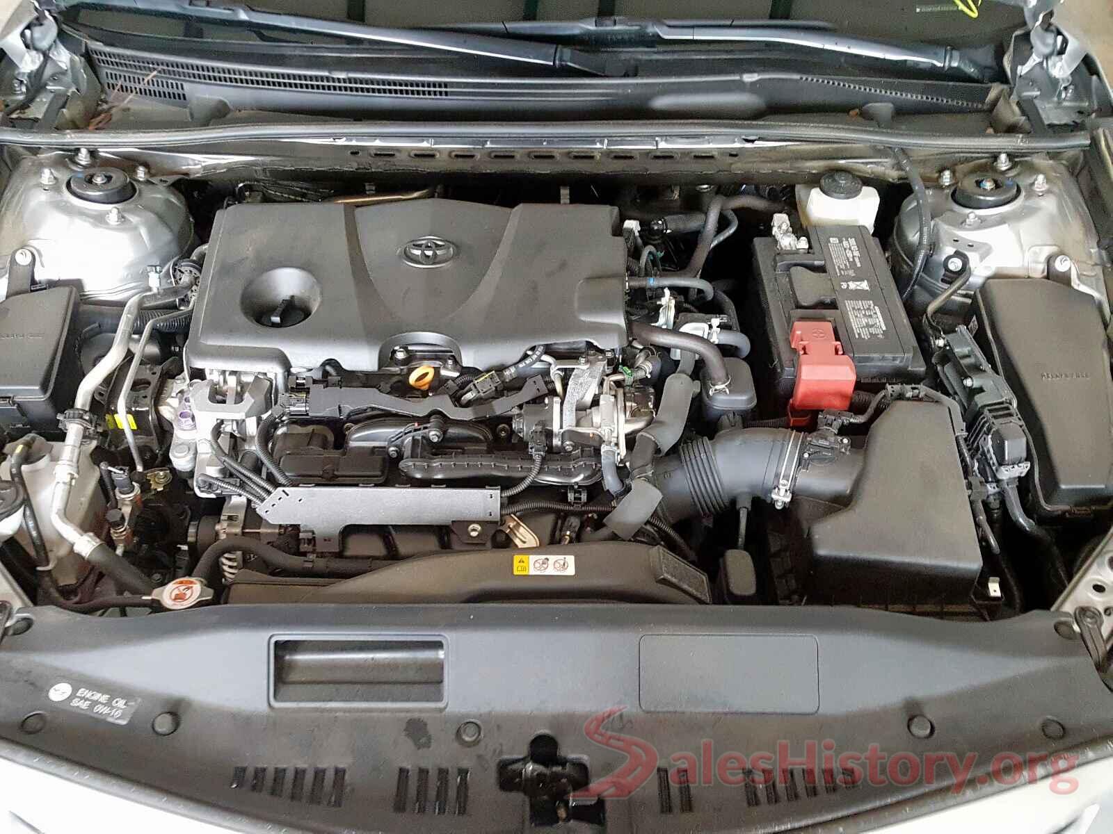 4T1B61HK1JU561798 2018 TOYOTA CAMRY