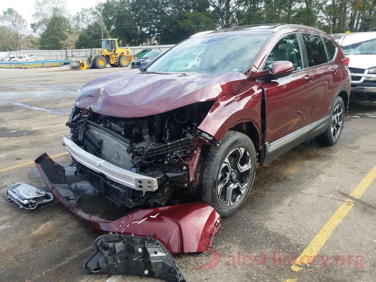 7FARW2H92JE005468 2018 HONDA CRV