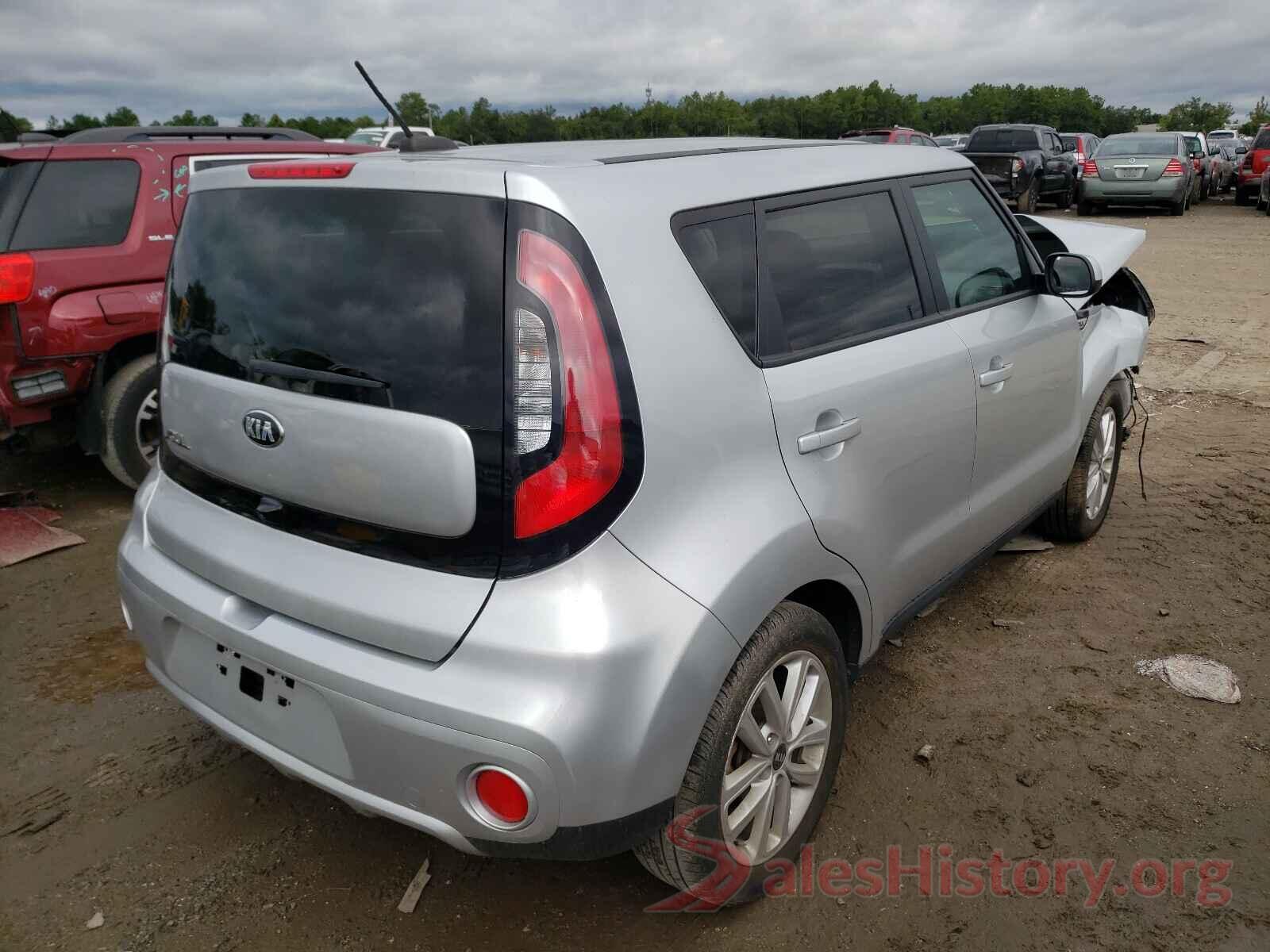 KNDJP3A56J7600798 2018 KIA SOUL