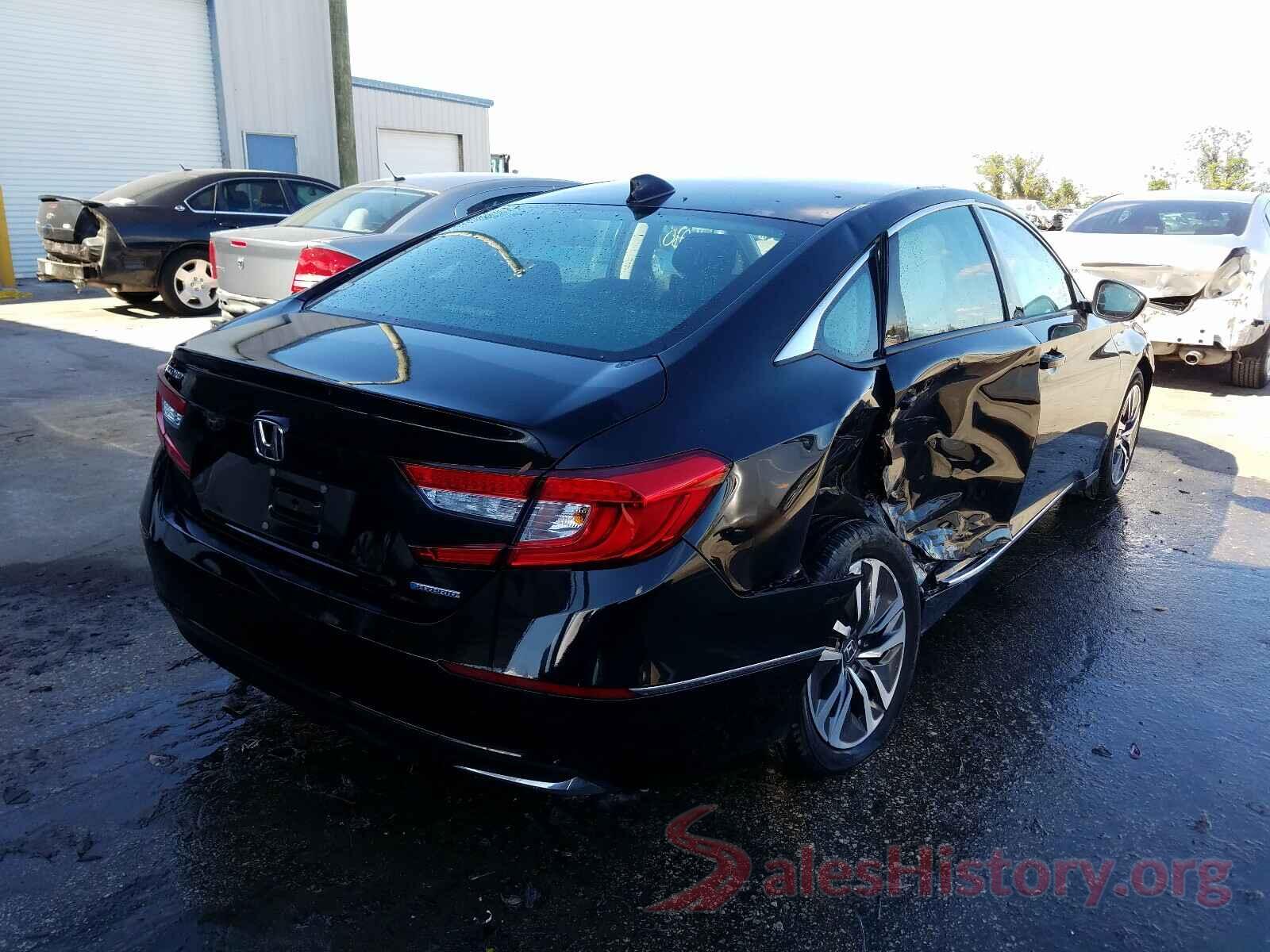 1HGCV3F43JA012070 2018 HONDA ACCORD