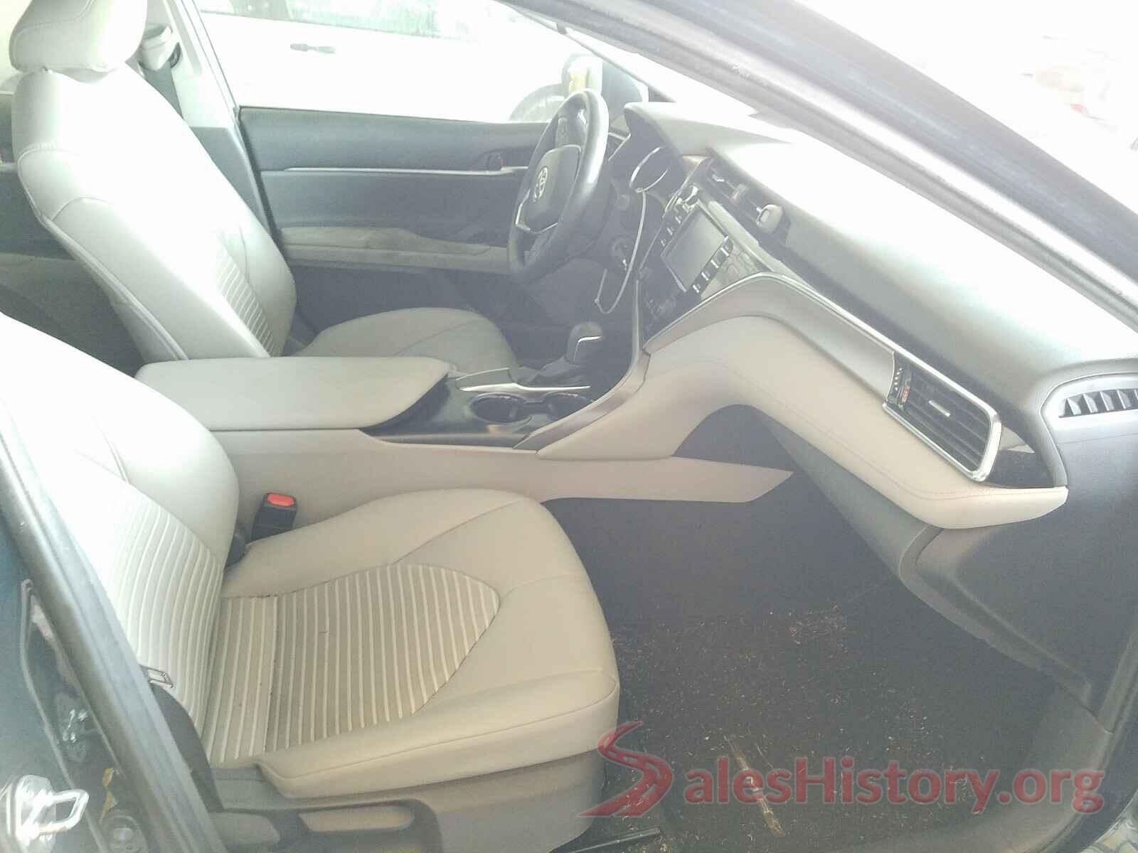 4T1B11HKXJU608857 2018 TOYOTA CAMRY