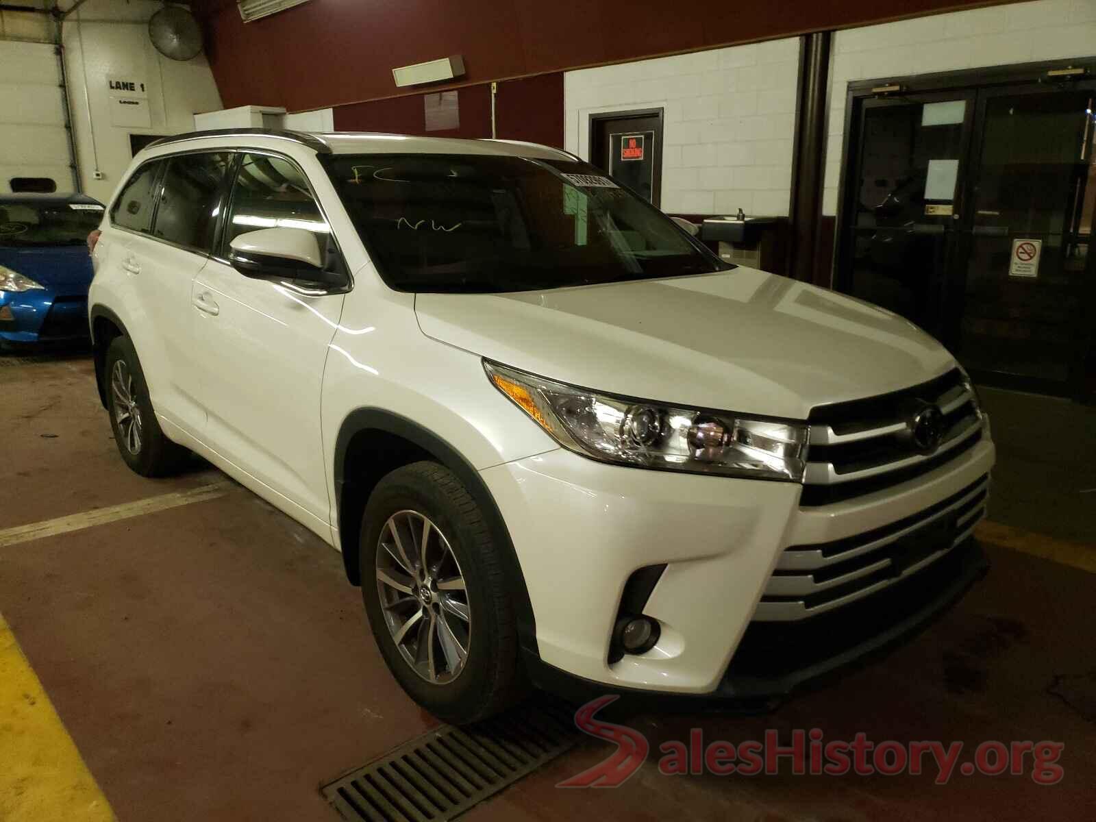 5TDJZRFH3HS516048 2017 TOYOTA HIGHLANDER