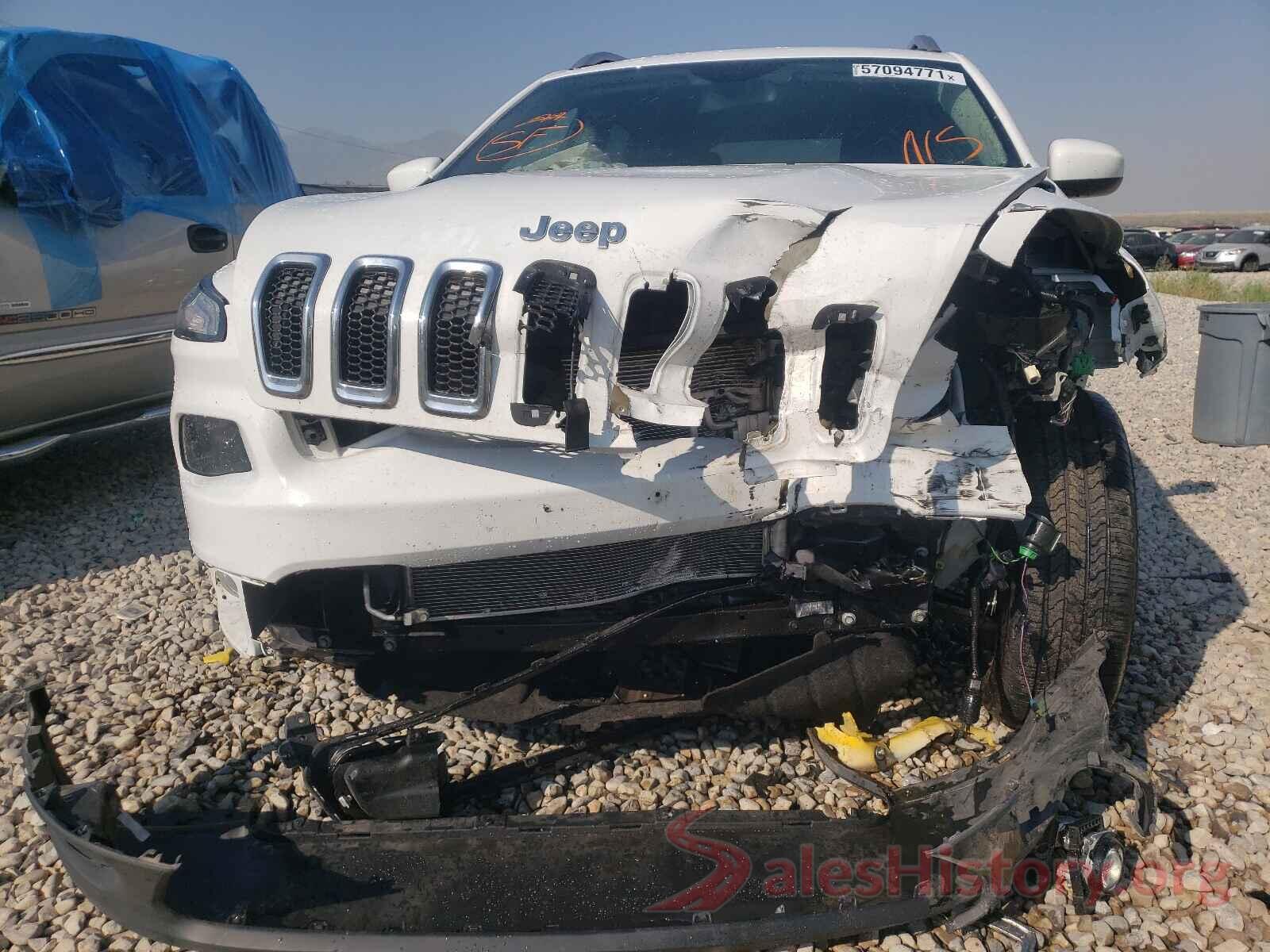 1C4PJMCS8HD218014 2017 JEEP CHEROKEE