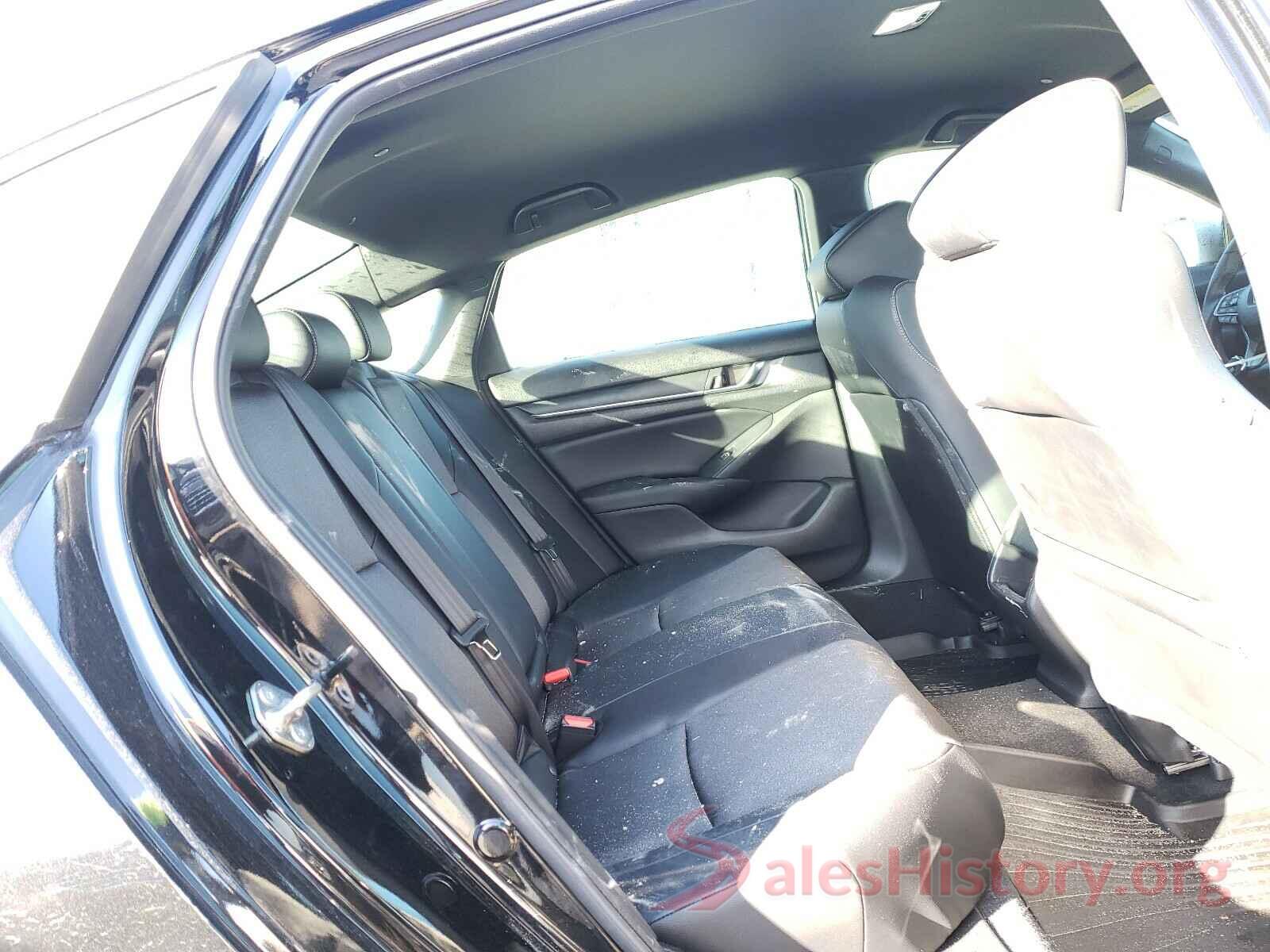 1HGCV1F3XJA225691 2018 HONDA ACCORD