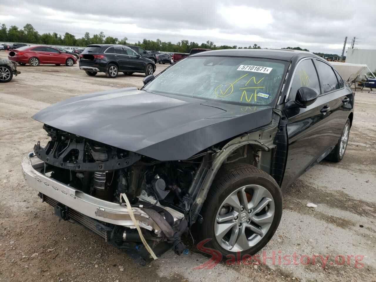 1HGCV1F17JA175217 2018 HONDA ACCORD