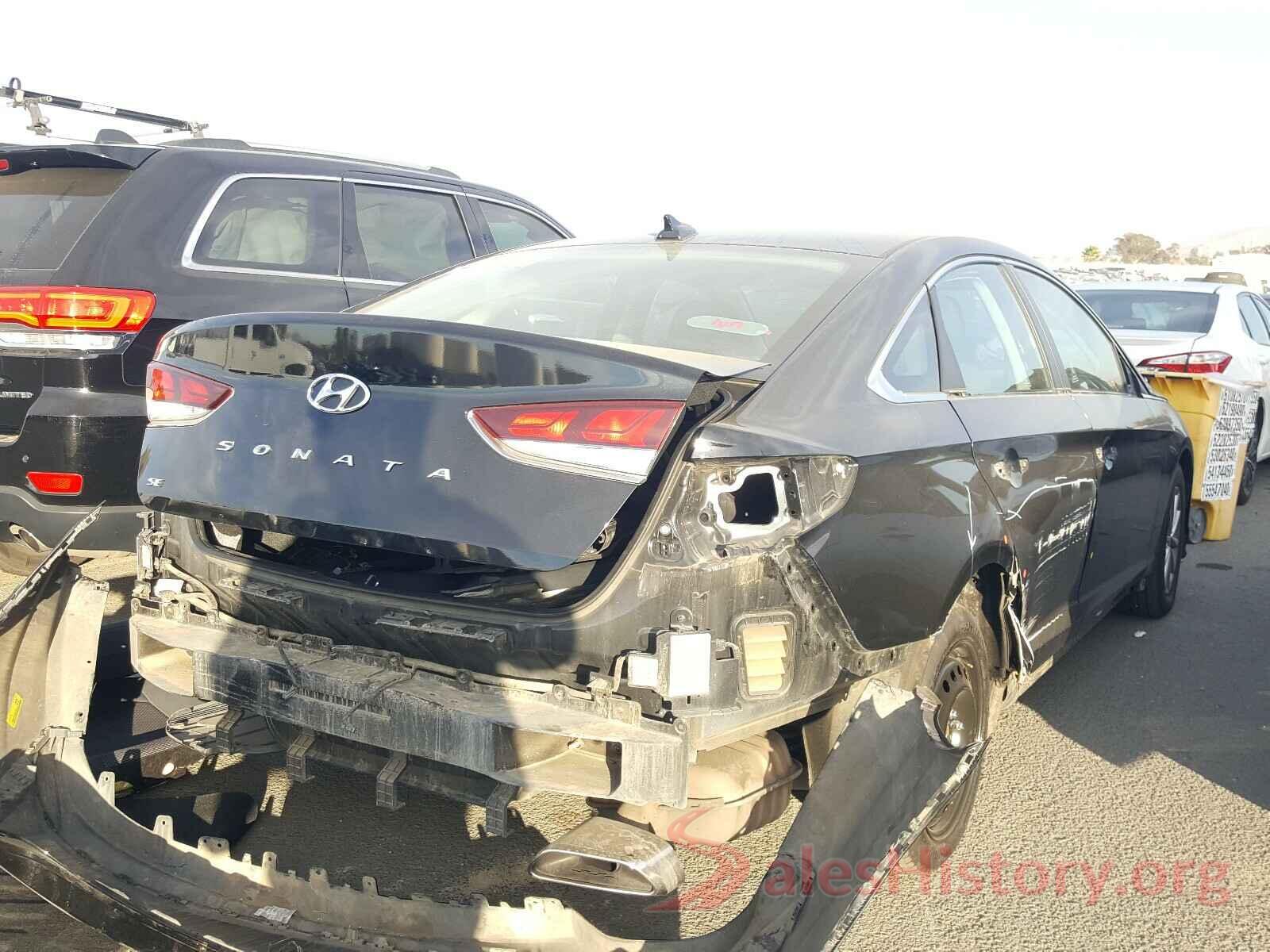 5NPE24AF2JH714601 2018 HYUNDAI SONATA