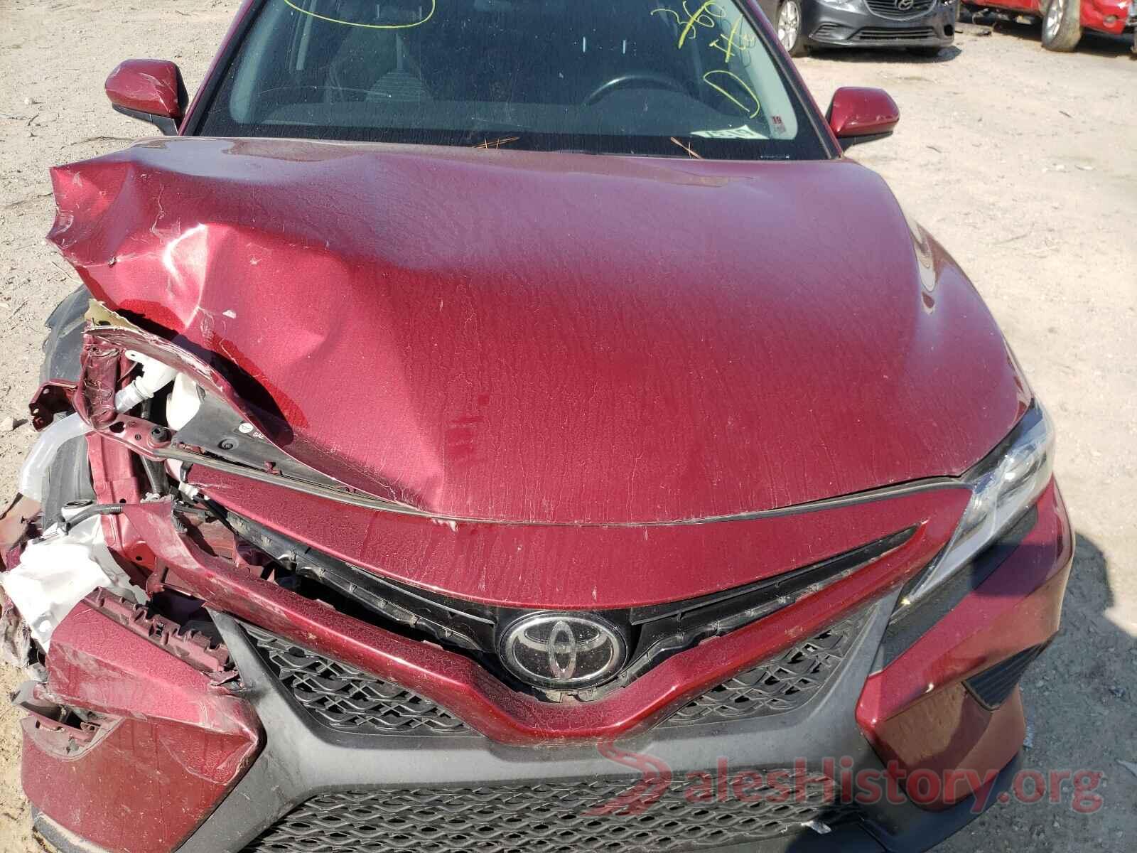 4T1B11HK5JU617451 2018 TOYOTA CAMRY