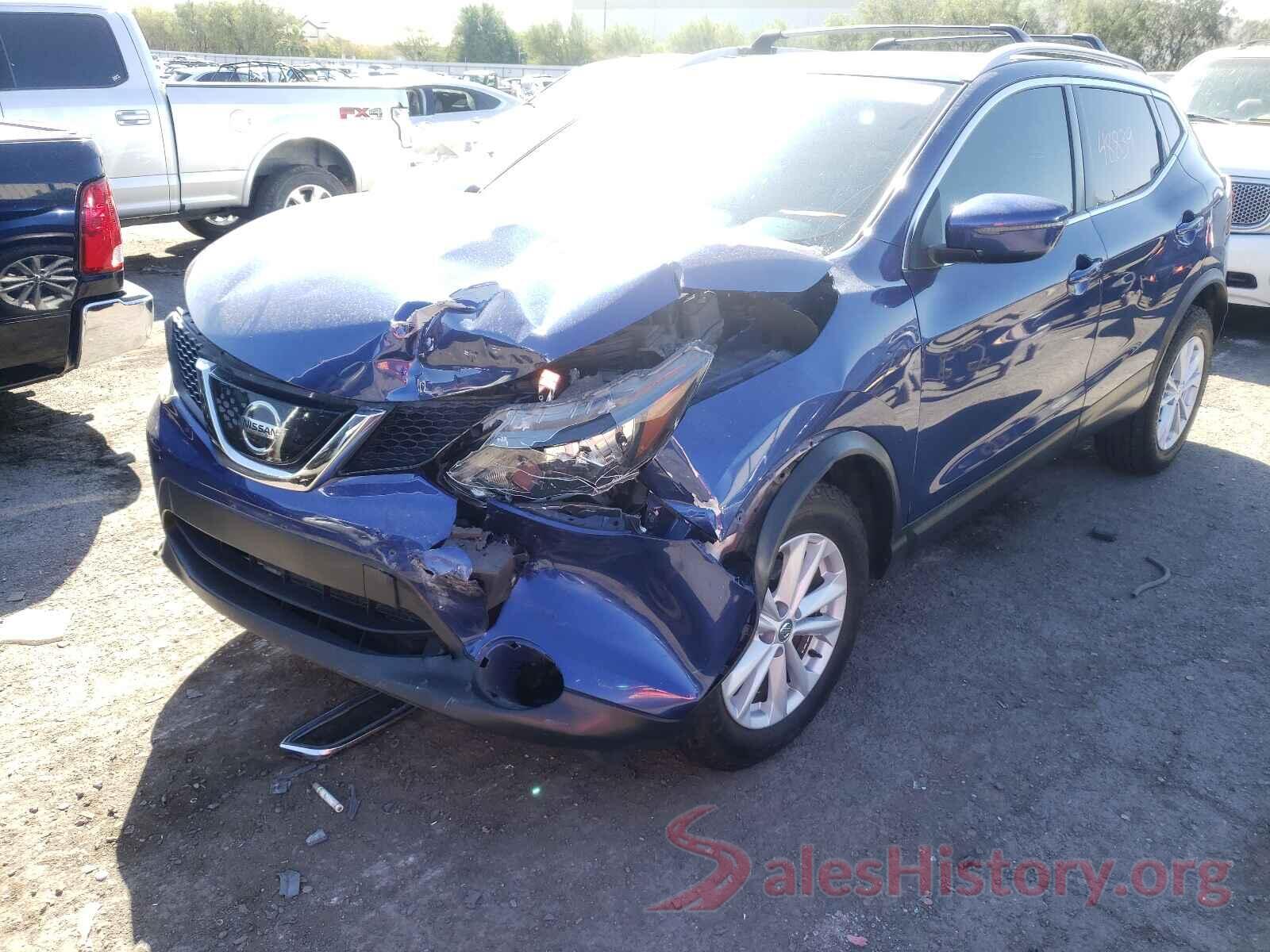 JN1BJ1CP5JW188746 2018 NISSAN ROGUE