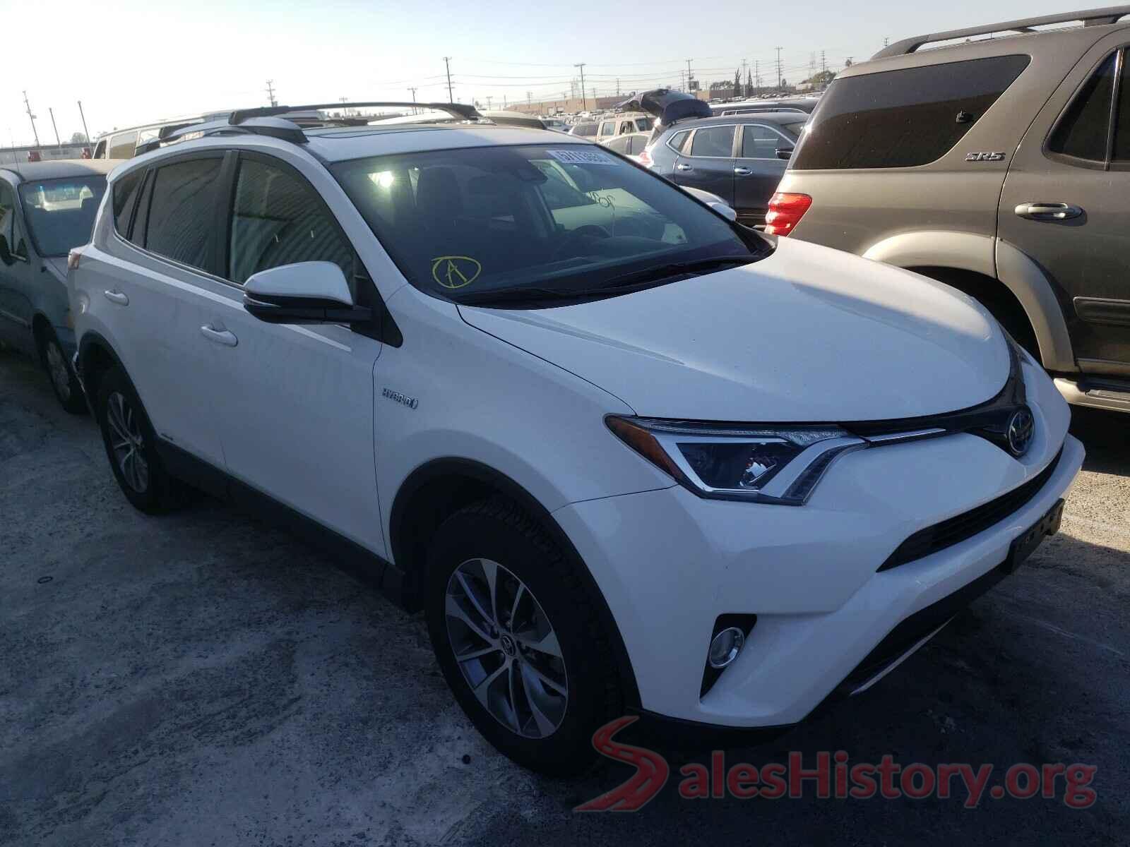 JTMRJREV3JD224760 2018 TOYOTA RAV4