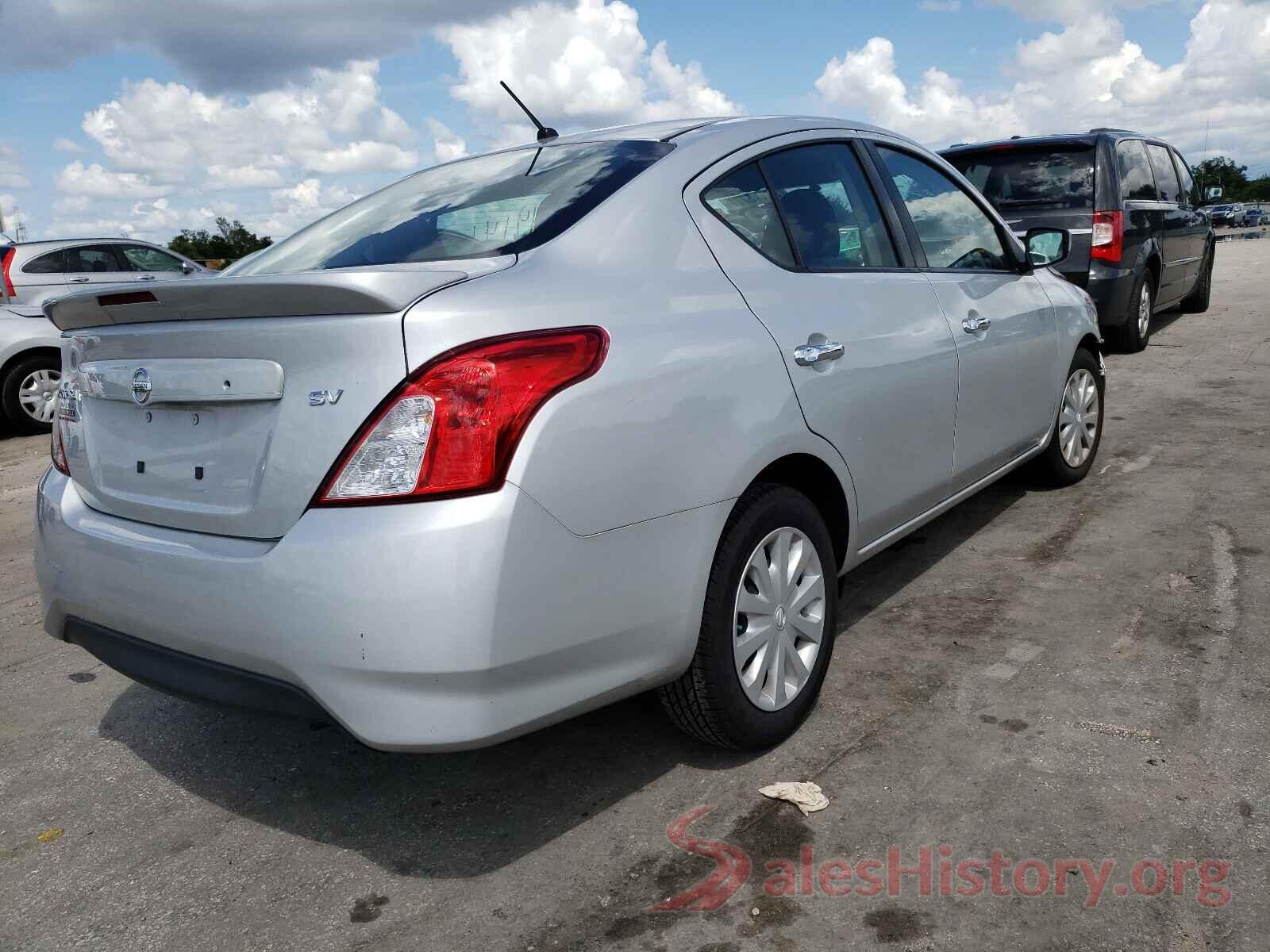 3N1CN7AP4JL867136 2018 NISSAN VERSA